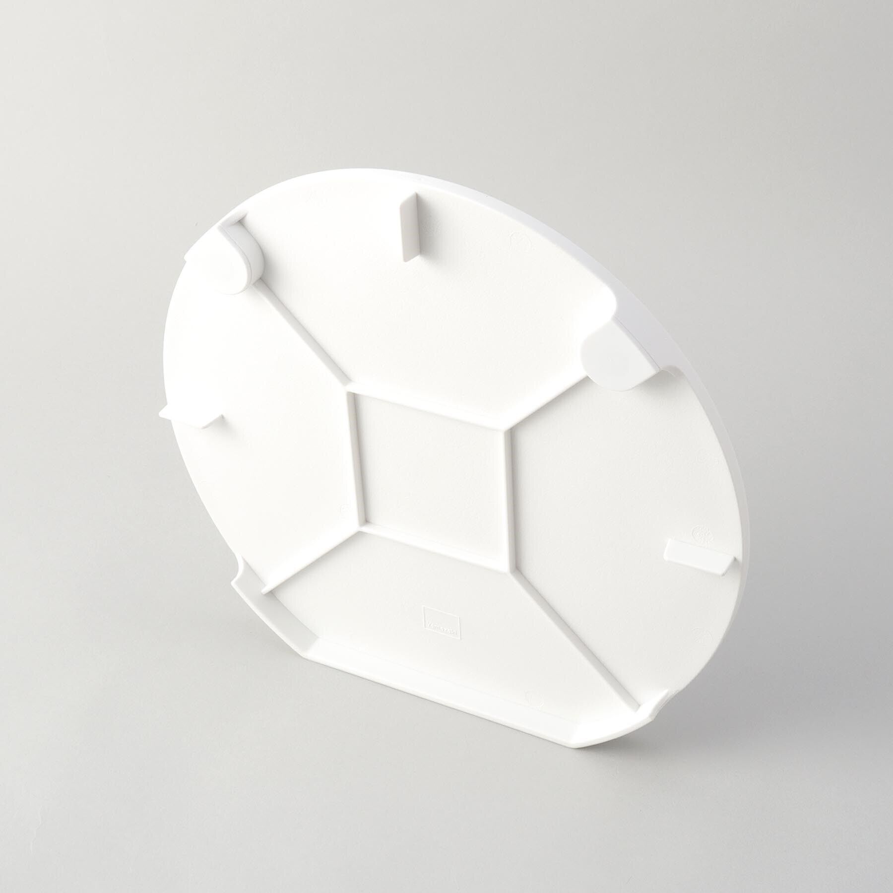 212 KITCHEN STORE「食洗機対応 マグネット抗菌まな板 ラウンド WH 山崎実業 ＜tower タワー＞」|食器・キッチングッズ|