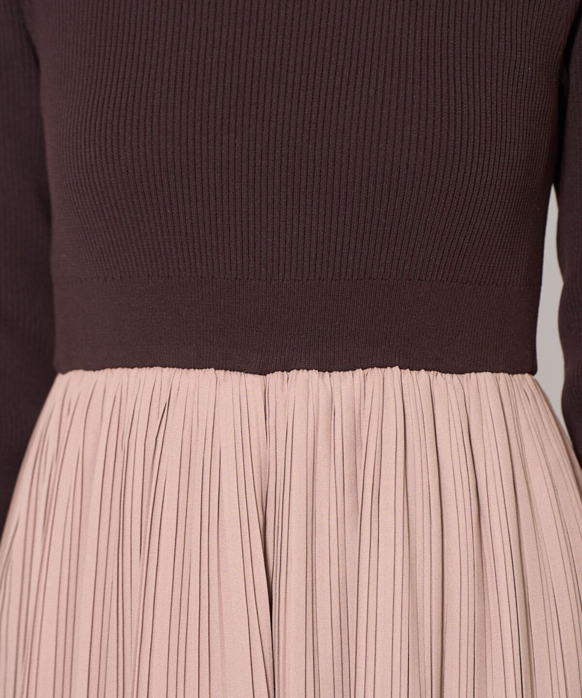 アンドクチュール「消しプリーツドッキングワンピース」|ワンピース|