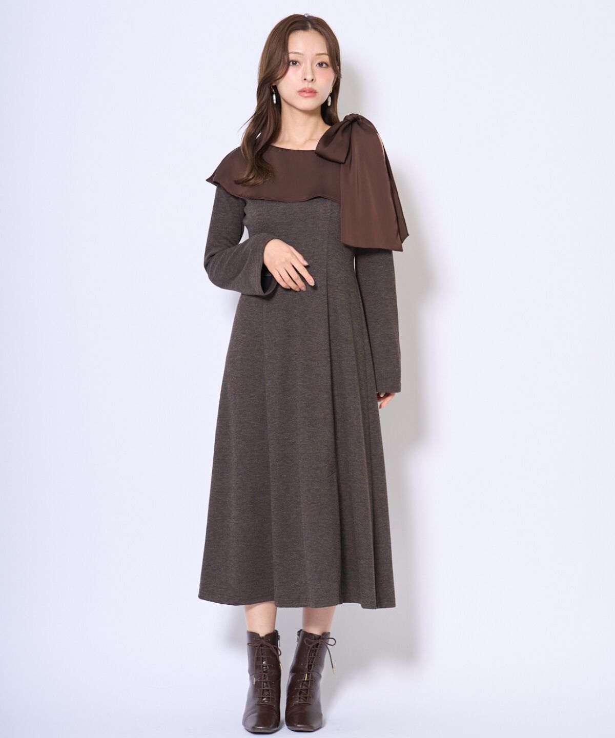 アンドクチュール「ショルダーリボンカットソーワンピース」|ワンピース|