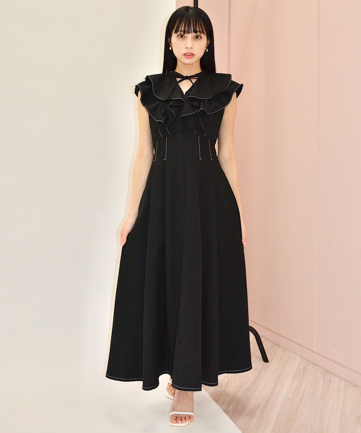 WILLSELECTION「ナローリボンラッフルフリルワンピース」|ワンピース|ブラック