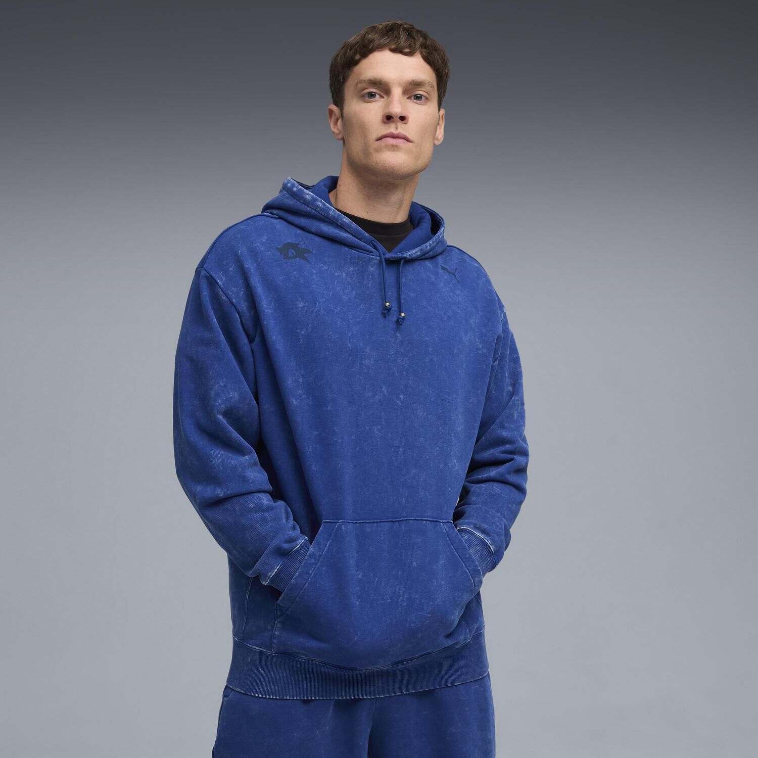 PUMA「【PUMA ｳｪｱ】M SONIC RELAXED GRAPHIC HOODIE」|ポロシャツ|