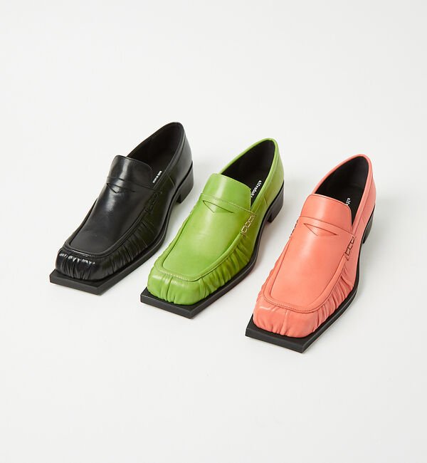 alfredoBANNISTER「オブリークトゥ ギャザー ローファー」|ローファー|