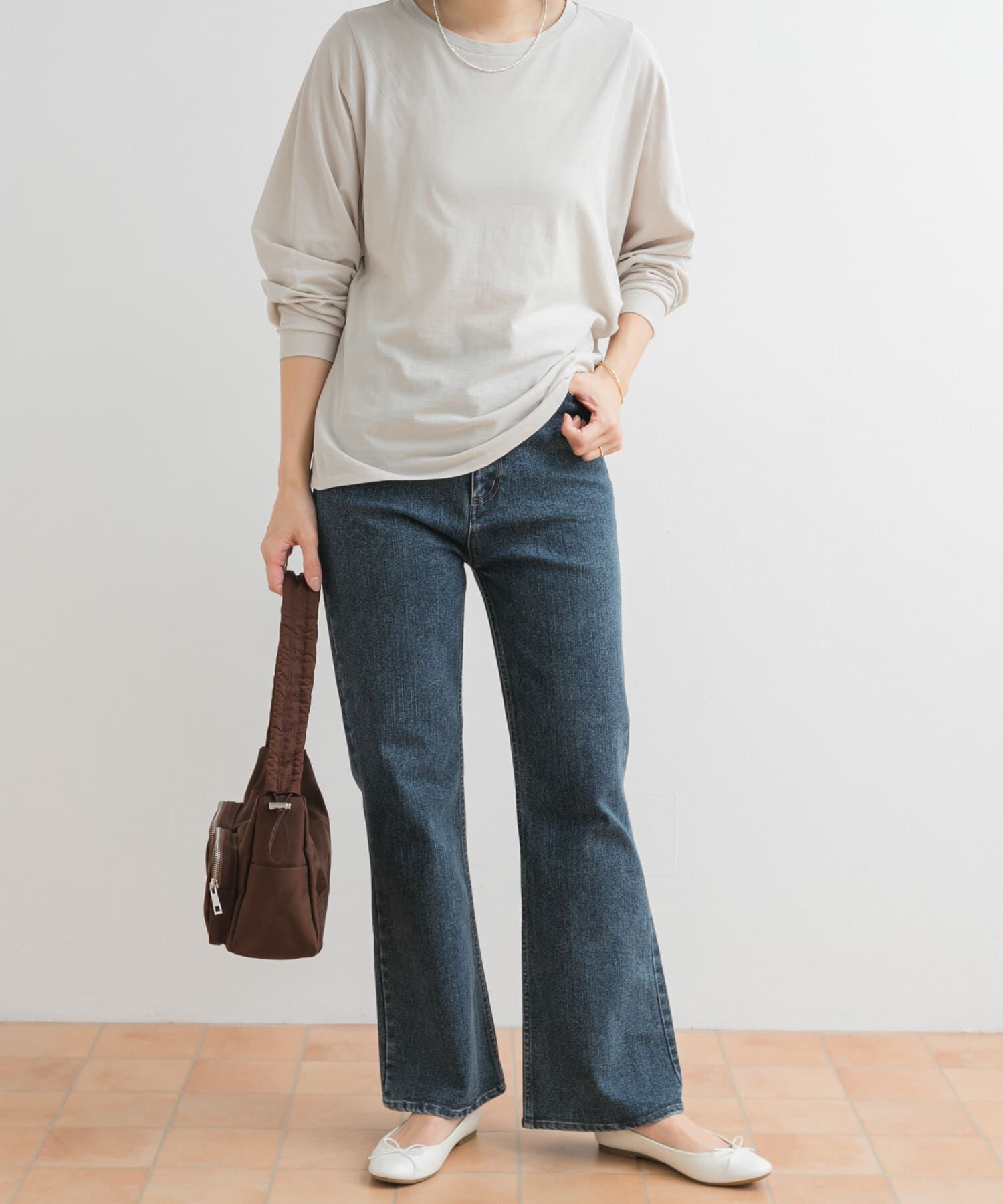 URBAN RESEARCH DOORS「ストレッチフレアデニムパンツ」|デニム|