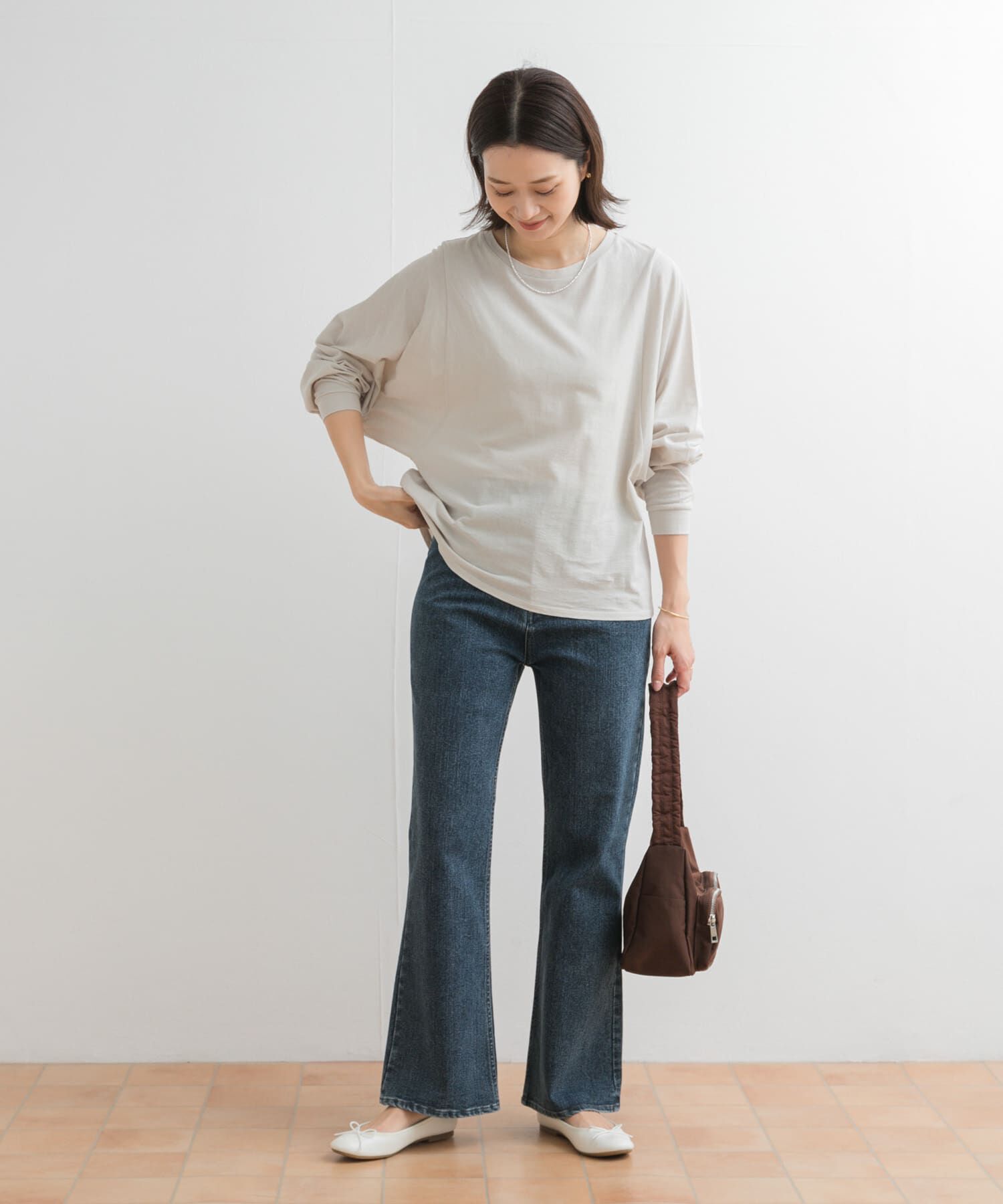 URBAN RESEARCH DOORS「ストレッチフレアデニムパンツ」|デニム|