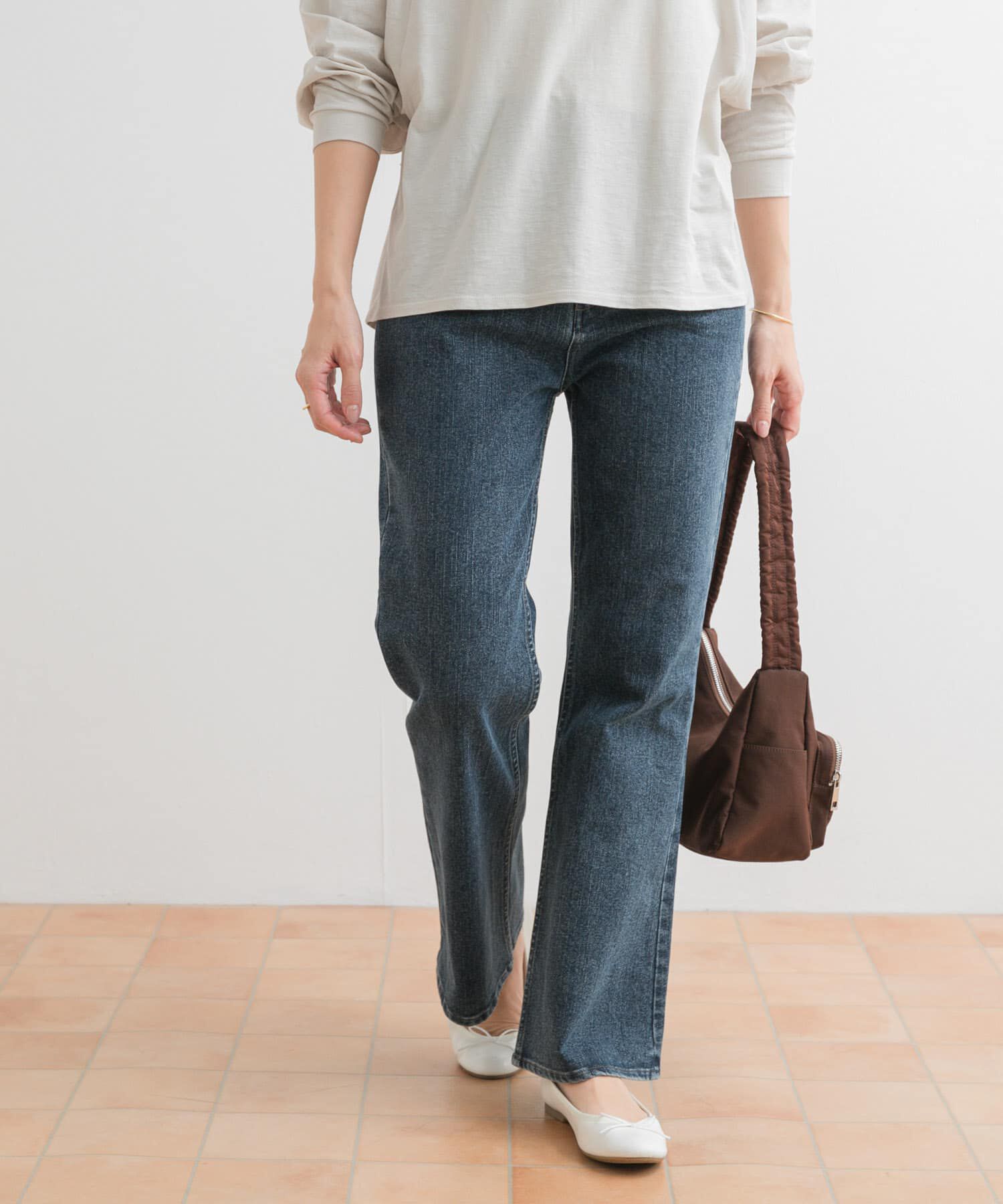 URBAN RESEARCH DOORS「ストレッチフレアデニムパンツ」|デニム|