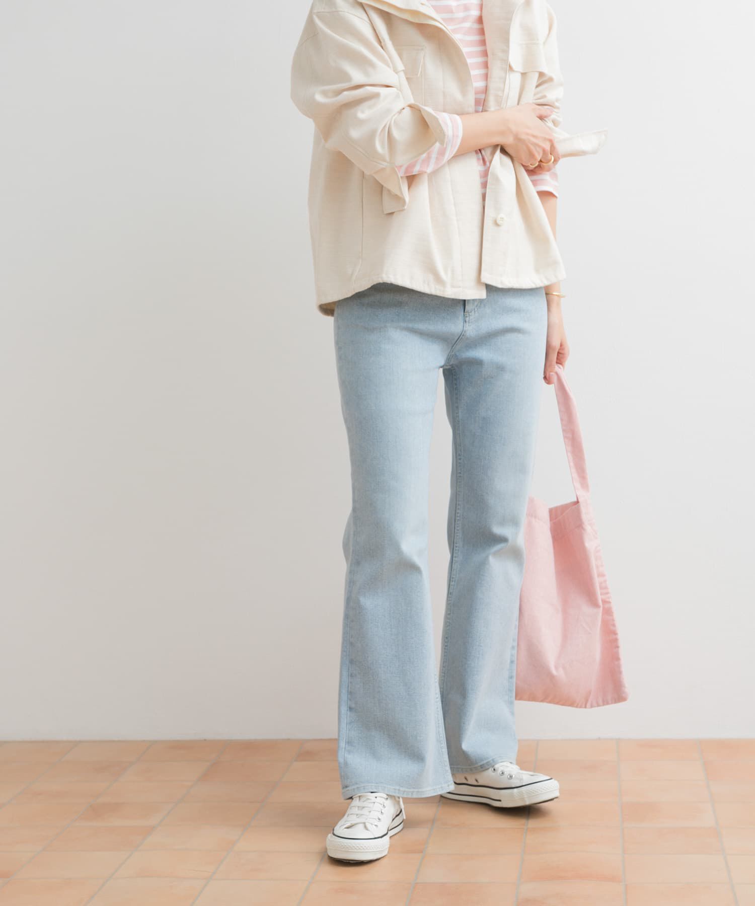 URBAN RESEARCH DOORS「ストレッチフレアデニムパンツ」|デニム|