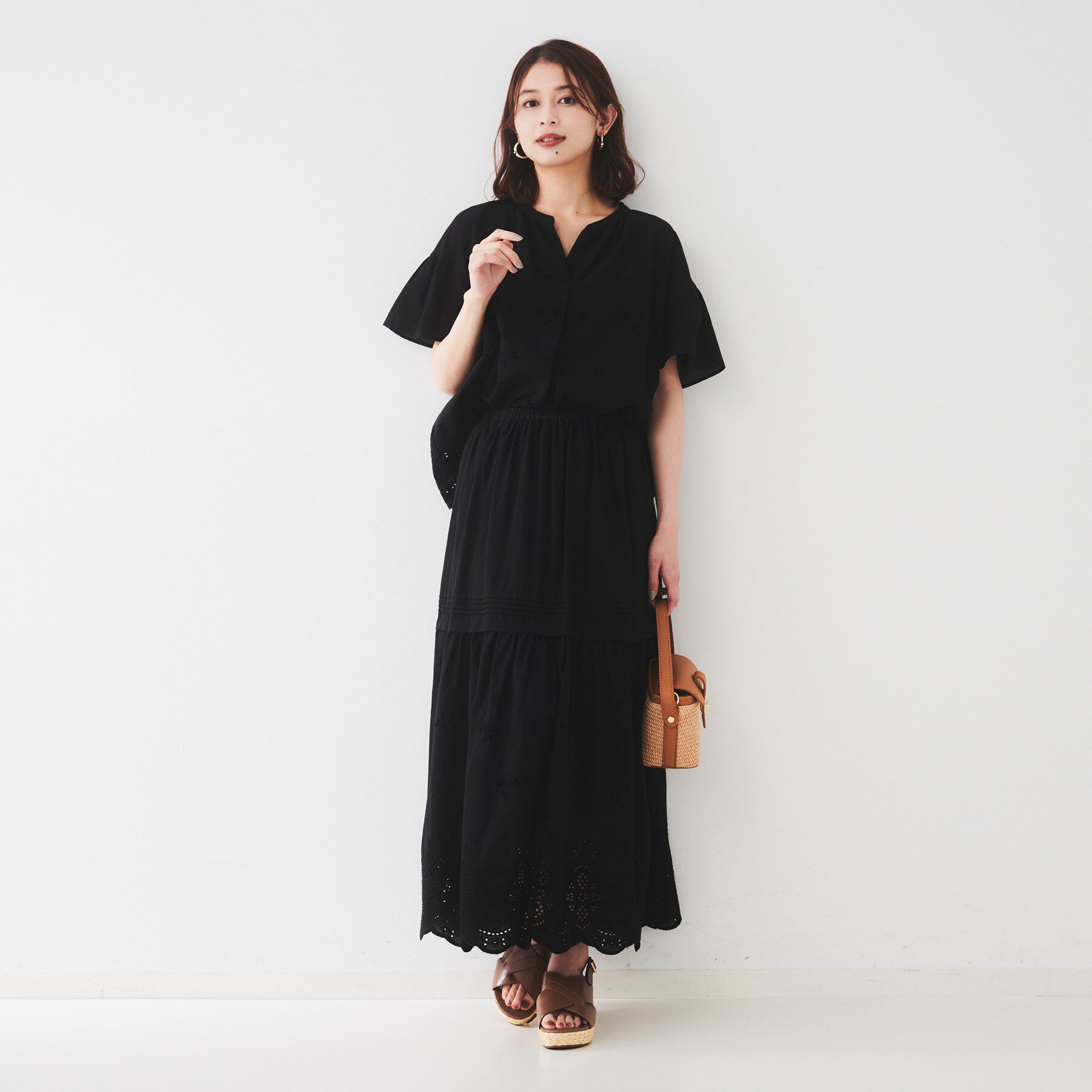 UNTITLED「【セットアップ可/コットン100】スカラップ刺繍スカート」|スカート|