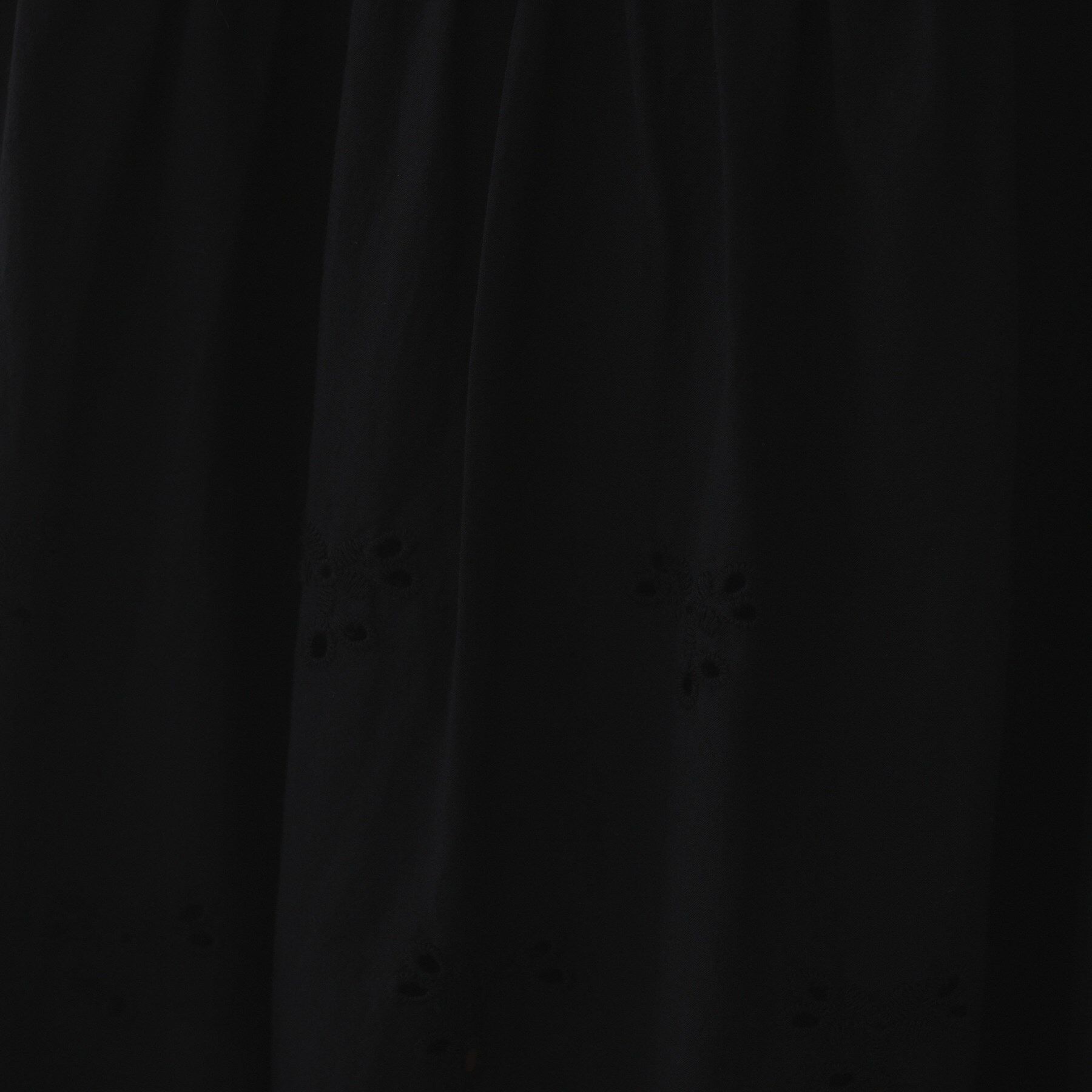 UNTITLED「【セットアップ可/コットン100】スカラップ刺繍スカート」|スカート|