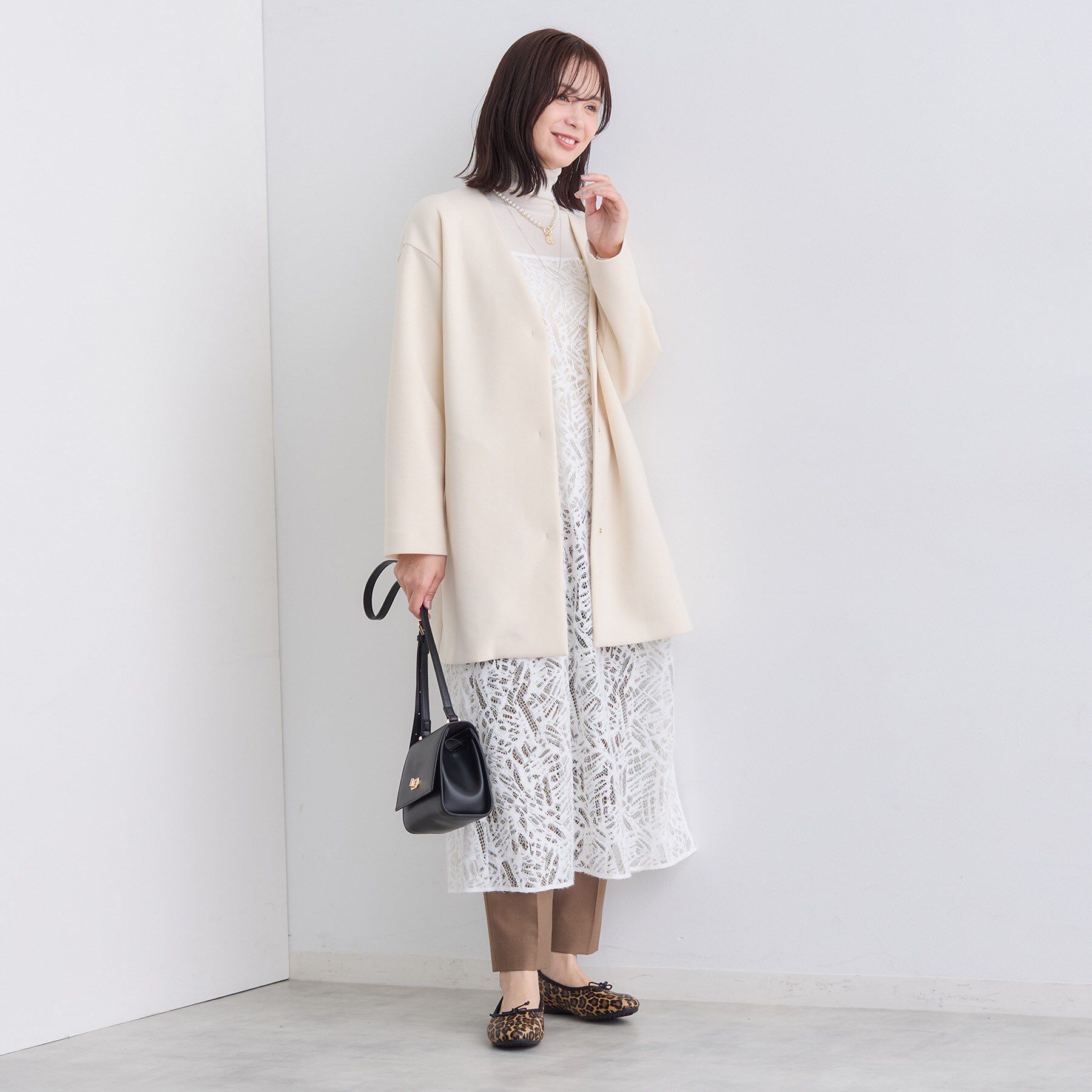 INDIVI「【秋／軽羽織り】ノーカラーミドル丈ライトコート」|ノーカラージャケット|