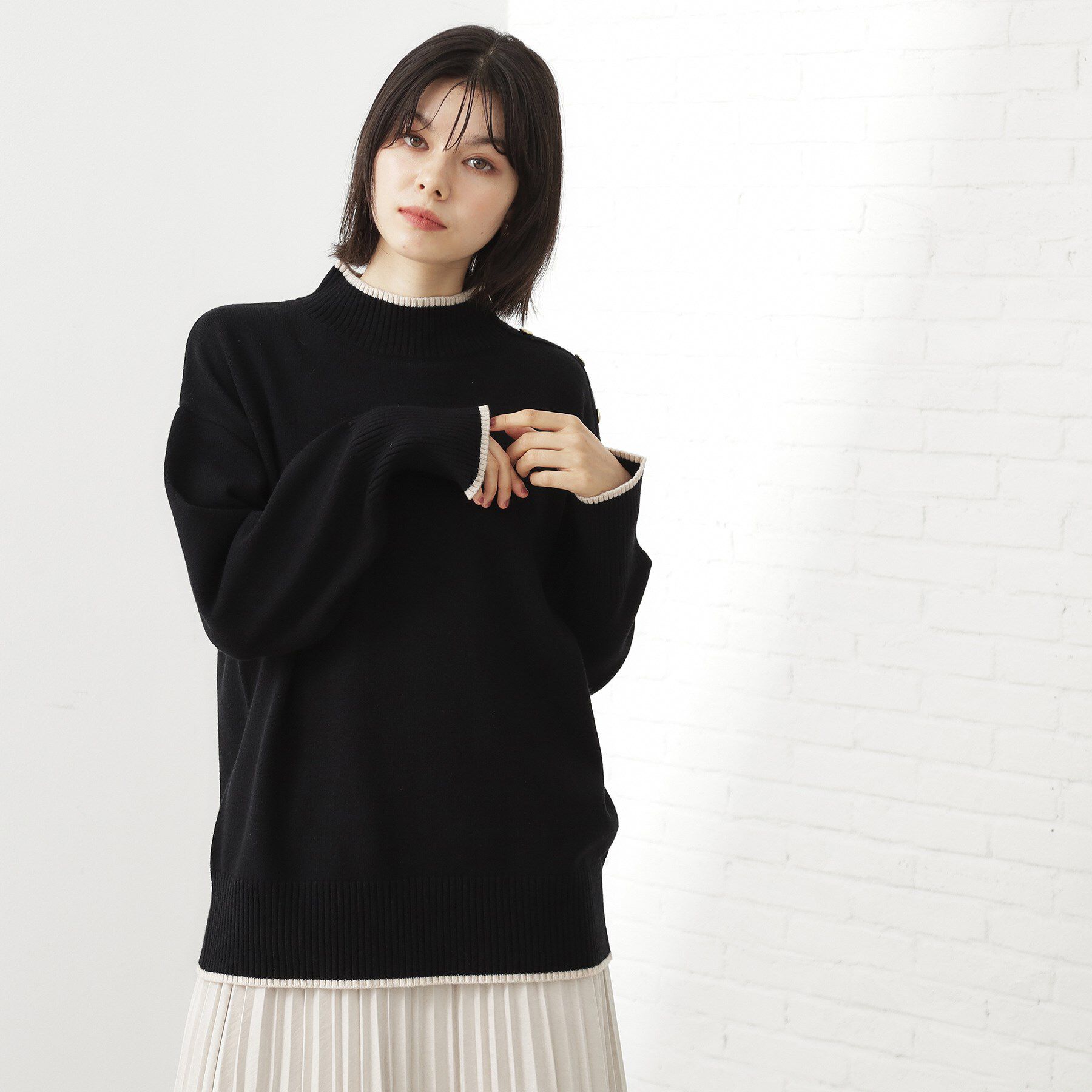 THE SHOP TK「【インしないで着られる】金ボタン ハイネックニット/毛玉になりにくい/静電気防止/洗濯機OK」|ニット・セーター|