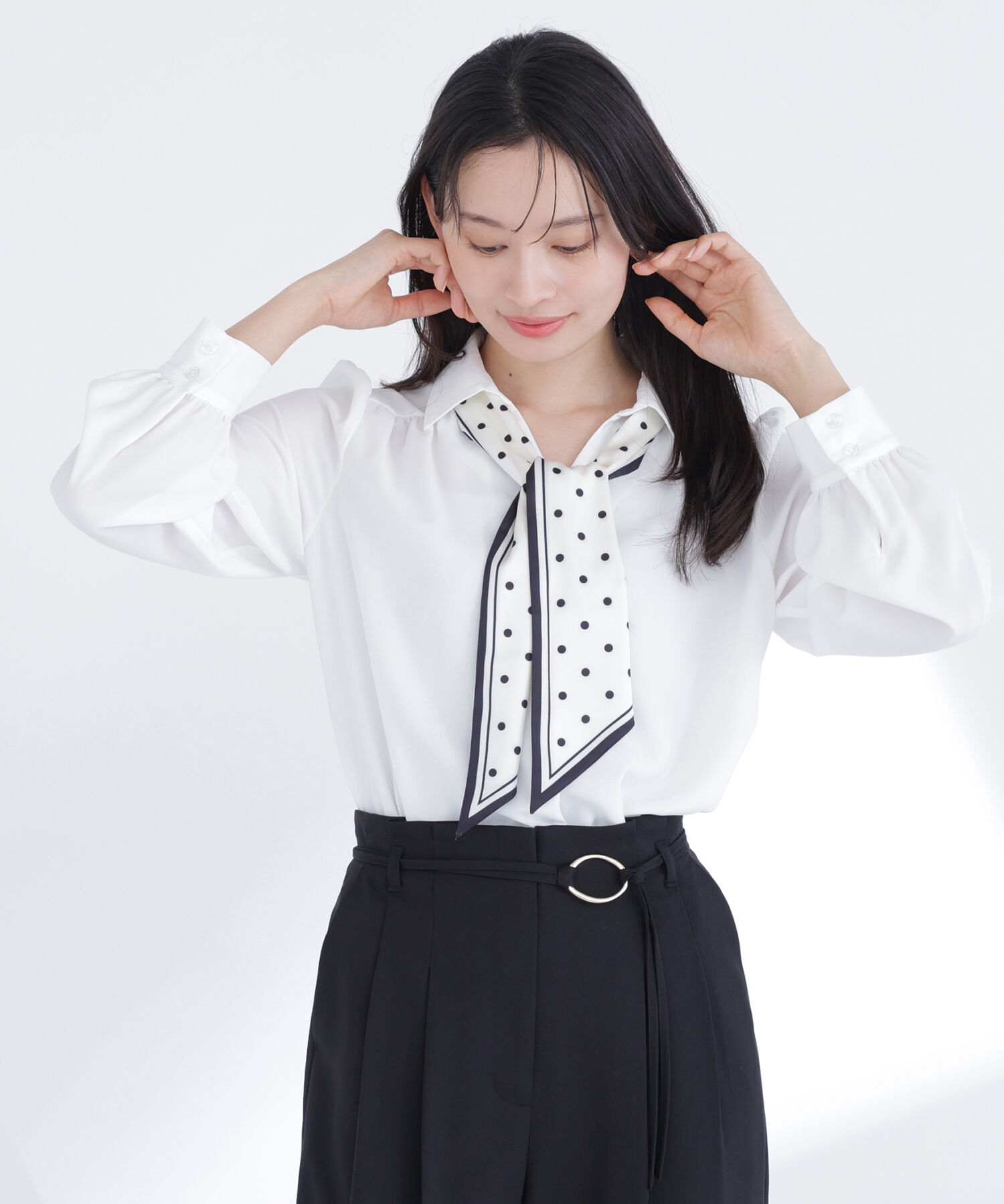  「デザインスカーフ付ブラウス」|シャツ・ブラウス|