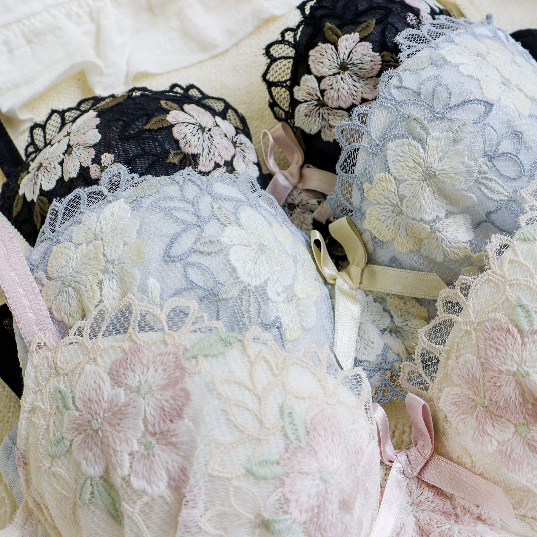 Risa Magli「フロール ブラジャー（E-F）＜スウィートリッチ＞」|インナー|