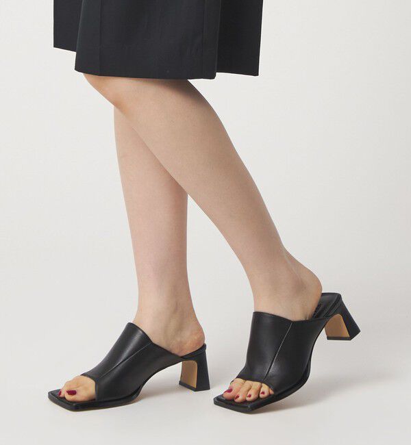 ODETTE E ODILE「ワイドスクエアミュール サンダル60」|サンダル|