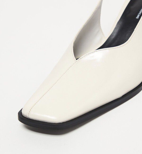 ODETTE E ODILE「＜SY＞ スクエアエッジヒールバックベルト パンプス55&uarr;」|パンプス|