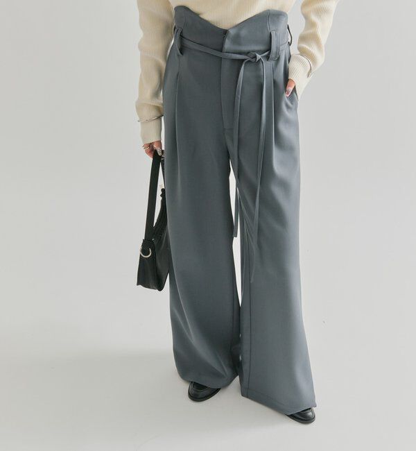  「ウェーブベルトスラックス」|チノ|