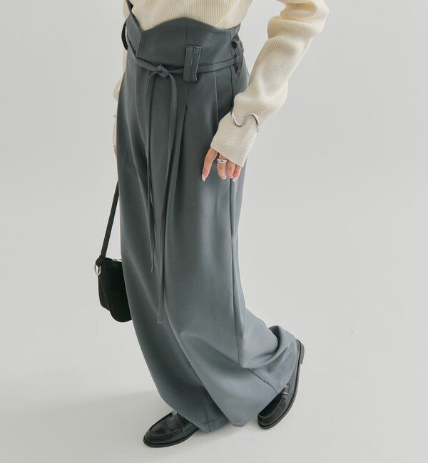  「ウェーブベルトスラックス」|チノ|