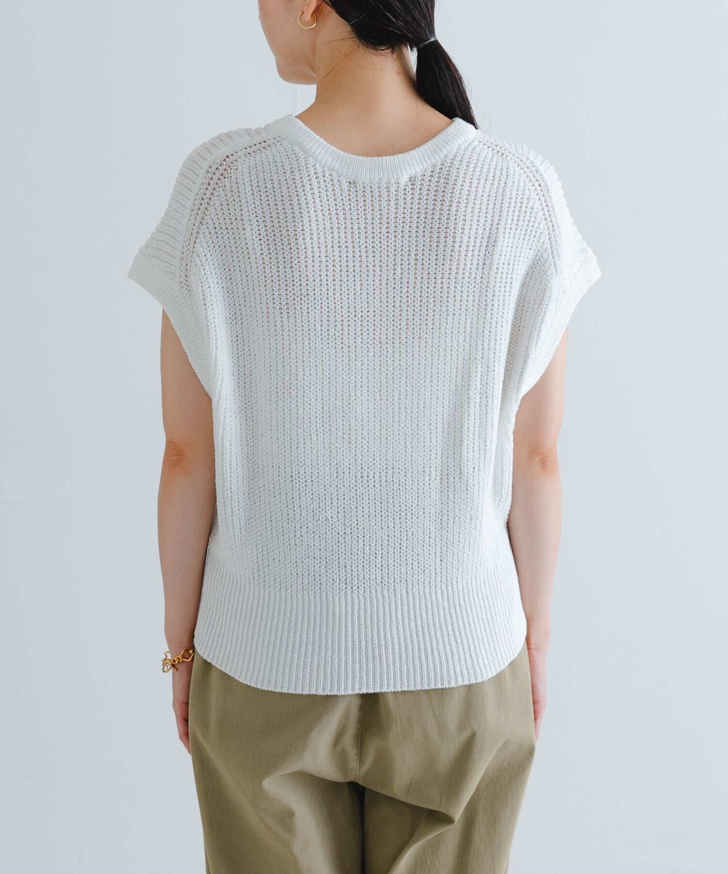 URBAN RESEARCH「ペーパーヤーンフレンチスリーブニット」|ベスト・ジレ|