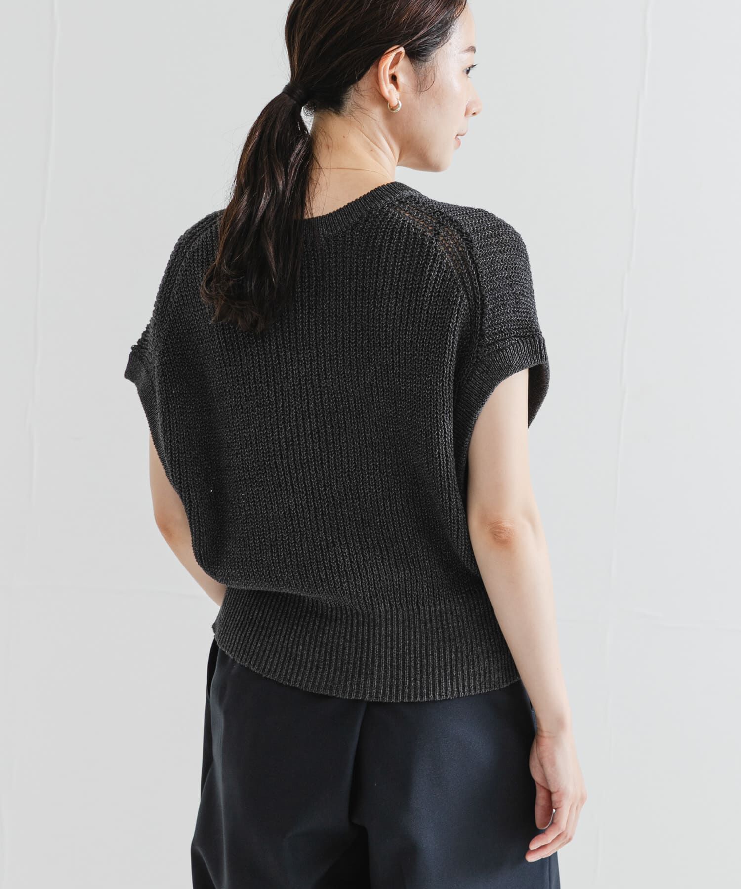 URBAN RESEARCH「ペーパーヤーンフレンチスリーブニット」|ベスト・ジレ|