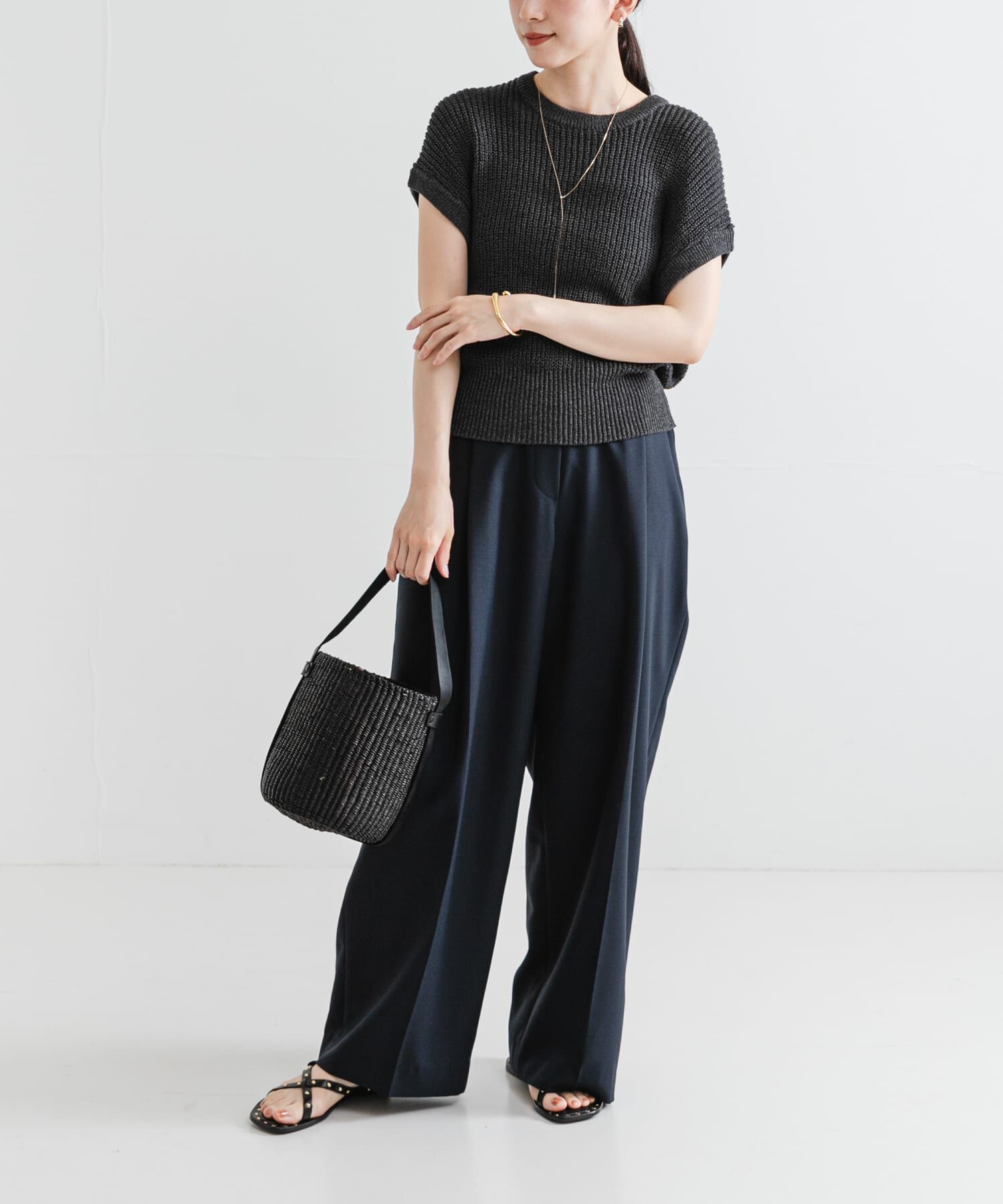 URBAN RESEARCH「ペーパーヤーンフレンチスリーブニット」|ベスト・ジレ|