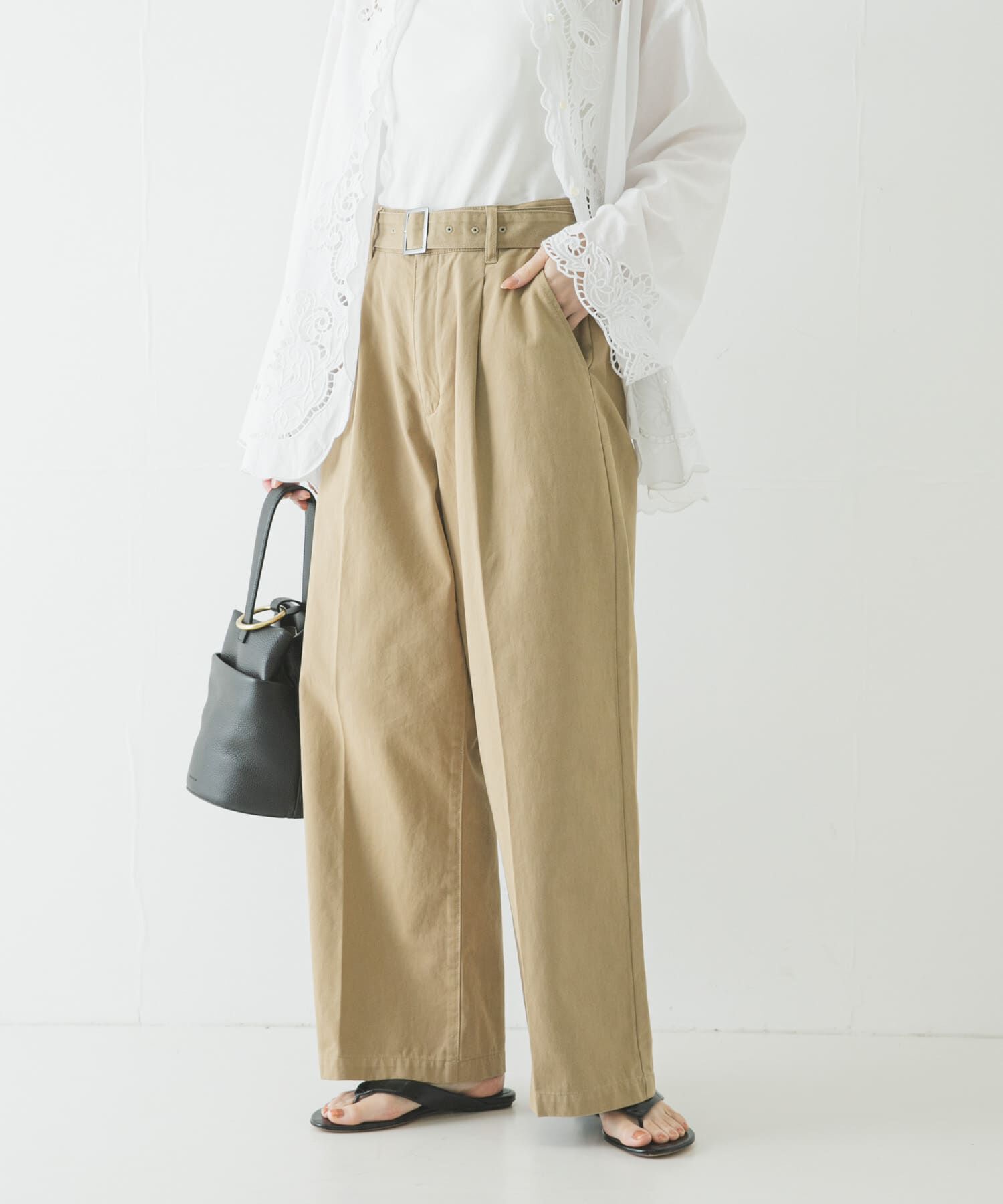 URBAN RESEARCH「『3サイズ展開』ベルト付きタックワイドチノパンツ」|その他|