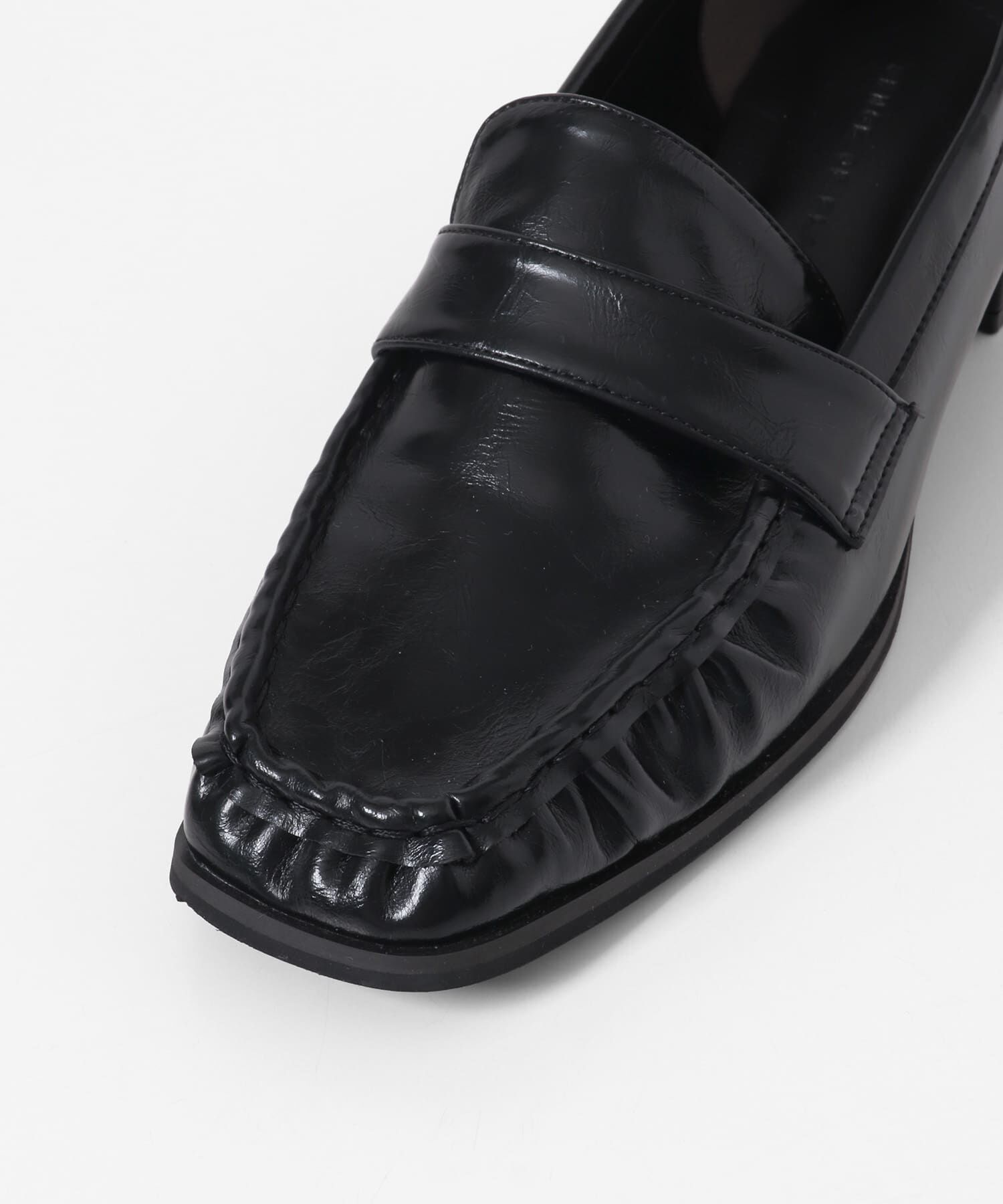 SENSE OF PLACE by URBAN RESEARCH「ワイドスクエアギャザーローファー」|ローファー|