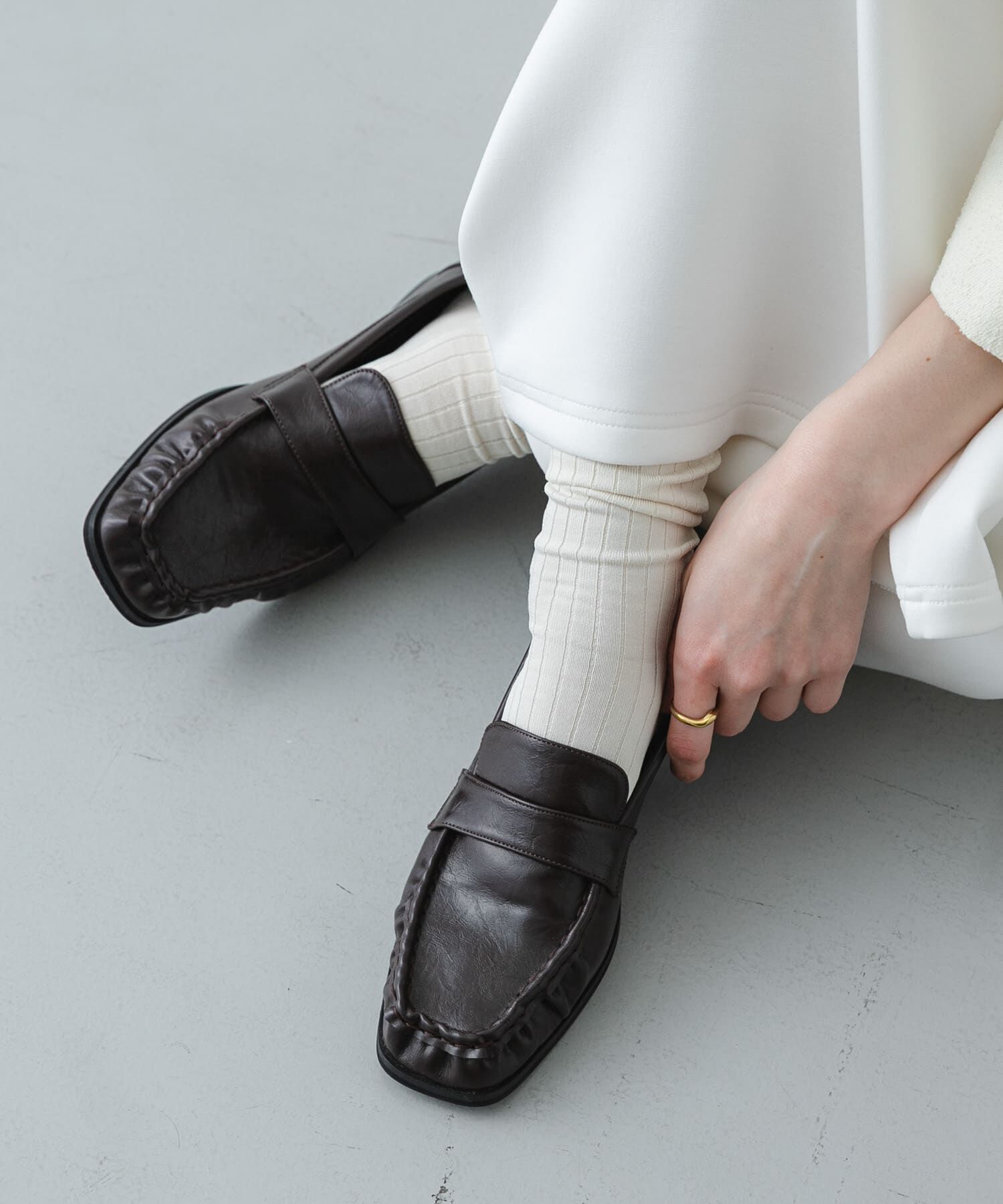 SENSE OF PLACE by URBAN RESEARCH「ワイドスクエアギャザーローファー」|ローファー|