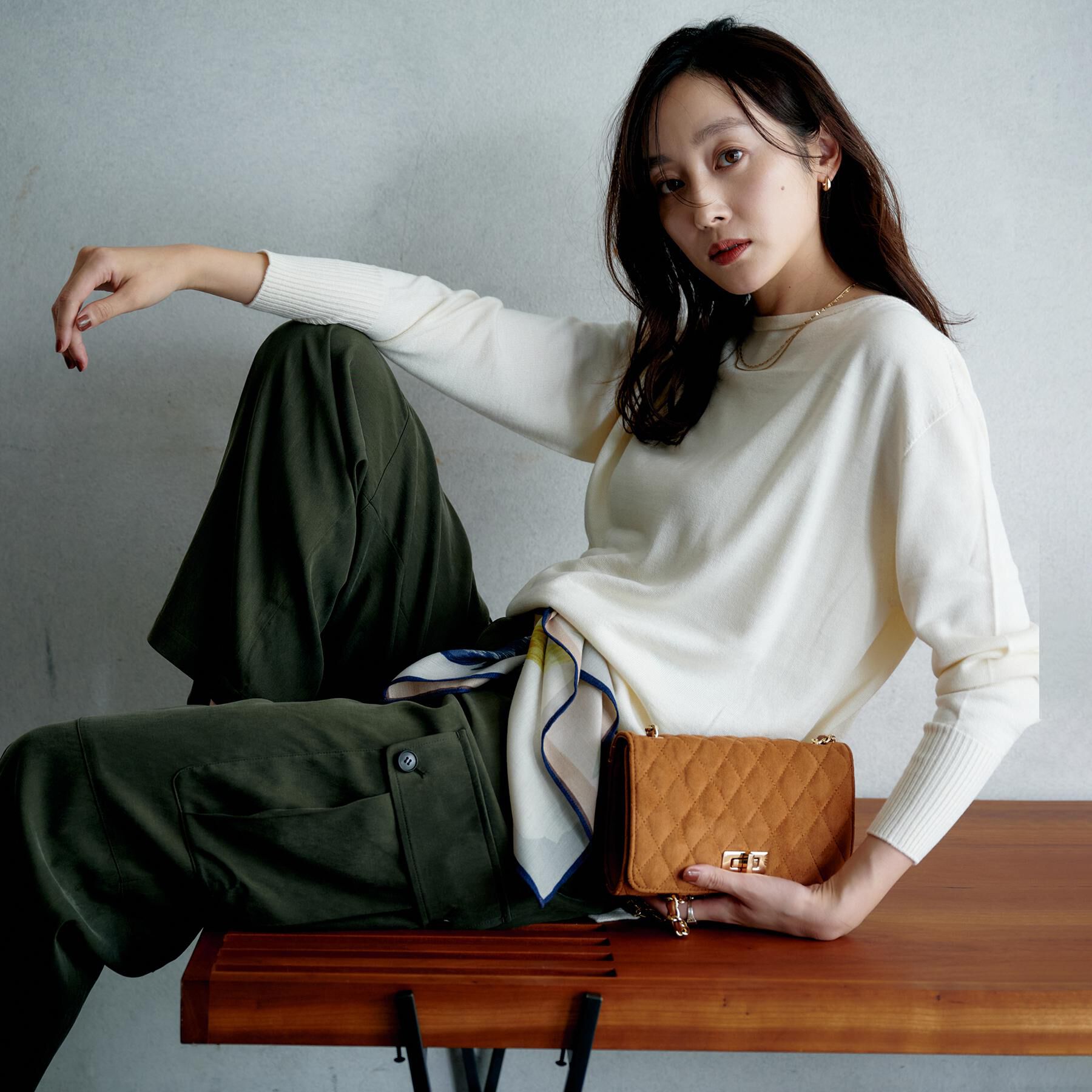 UNTITLED「【8色展開/体型カバー】魅せるタイムレスニット」|ニット・セーター|