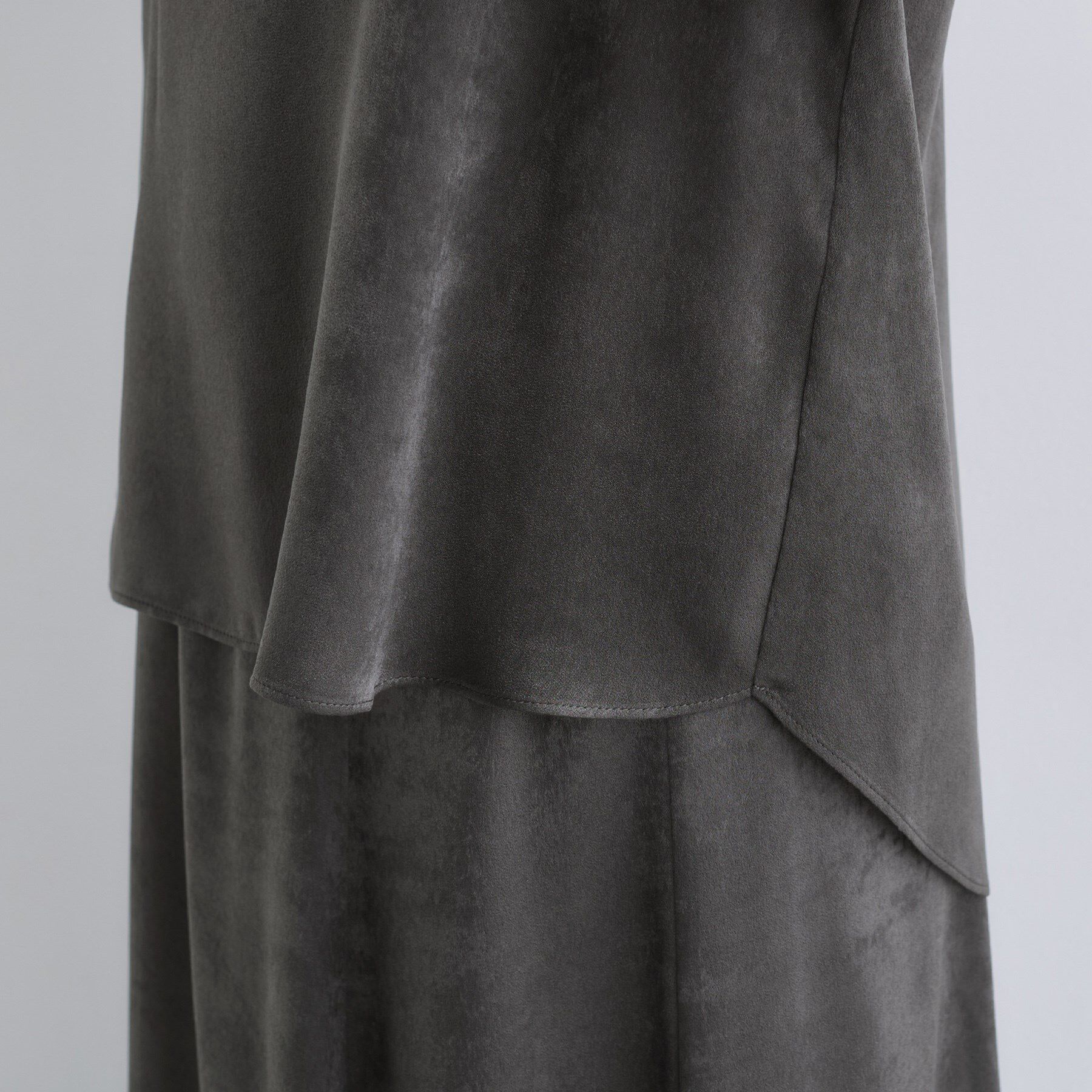 INDIVI「【セットアップ可能】スエード調サテンブラウス」|シャツ・ブラウス|