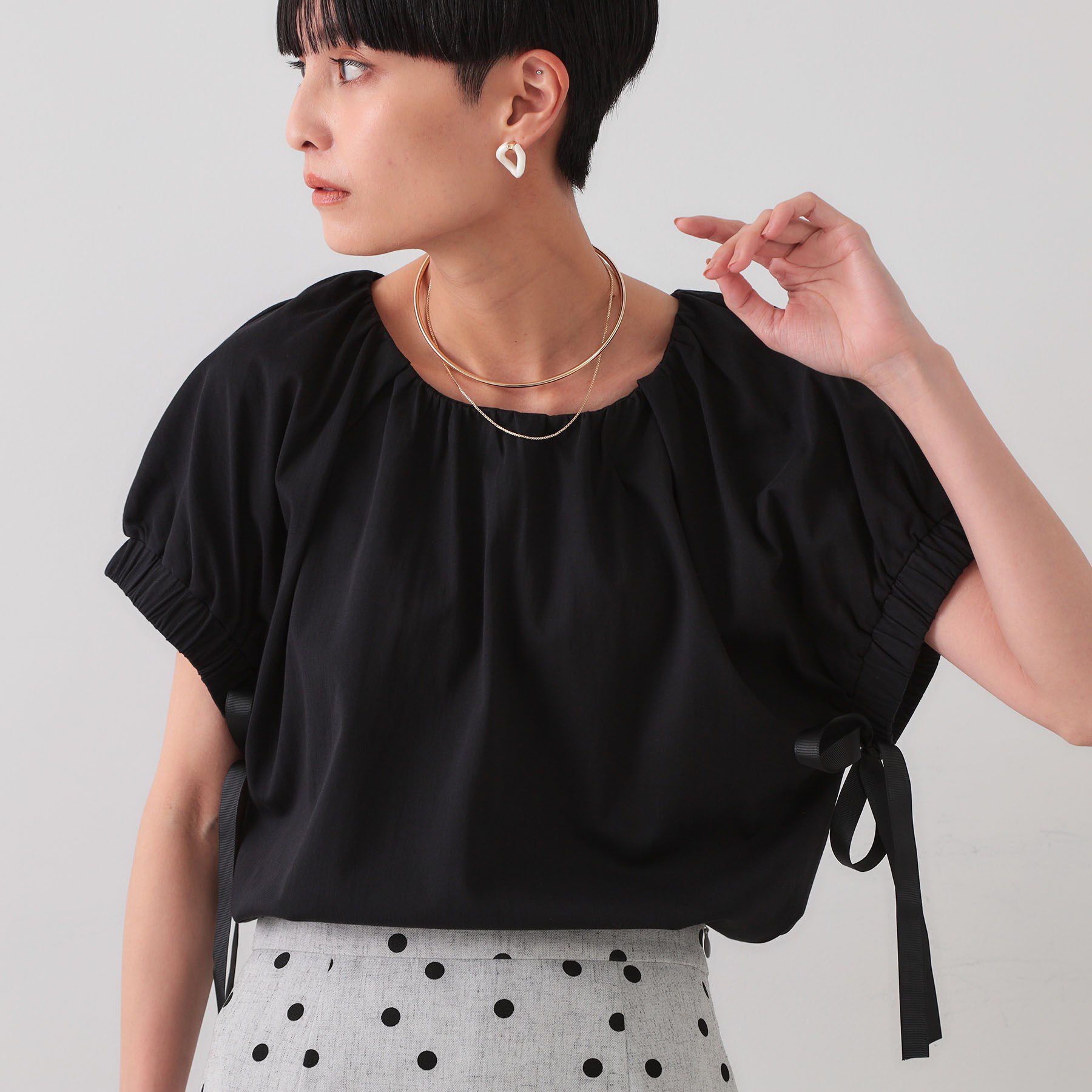 OPAQUE.CLIP「サイドリボンチュニックトップス【洗濯機洗い可】」|Tシャツ・カットソー|ブラック(019)