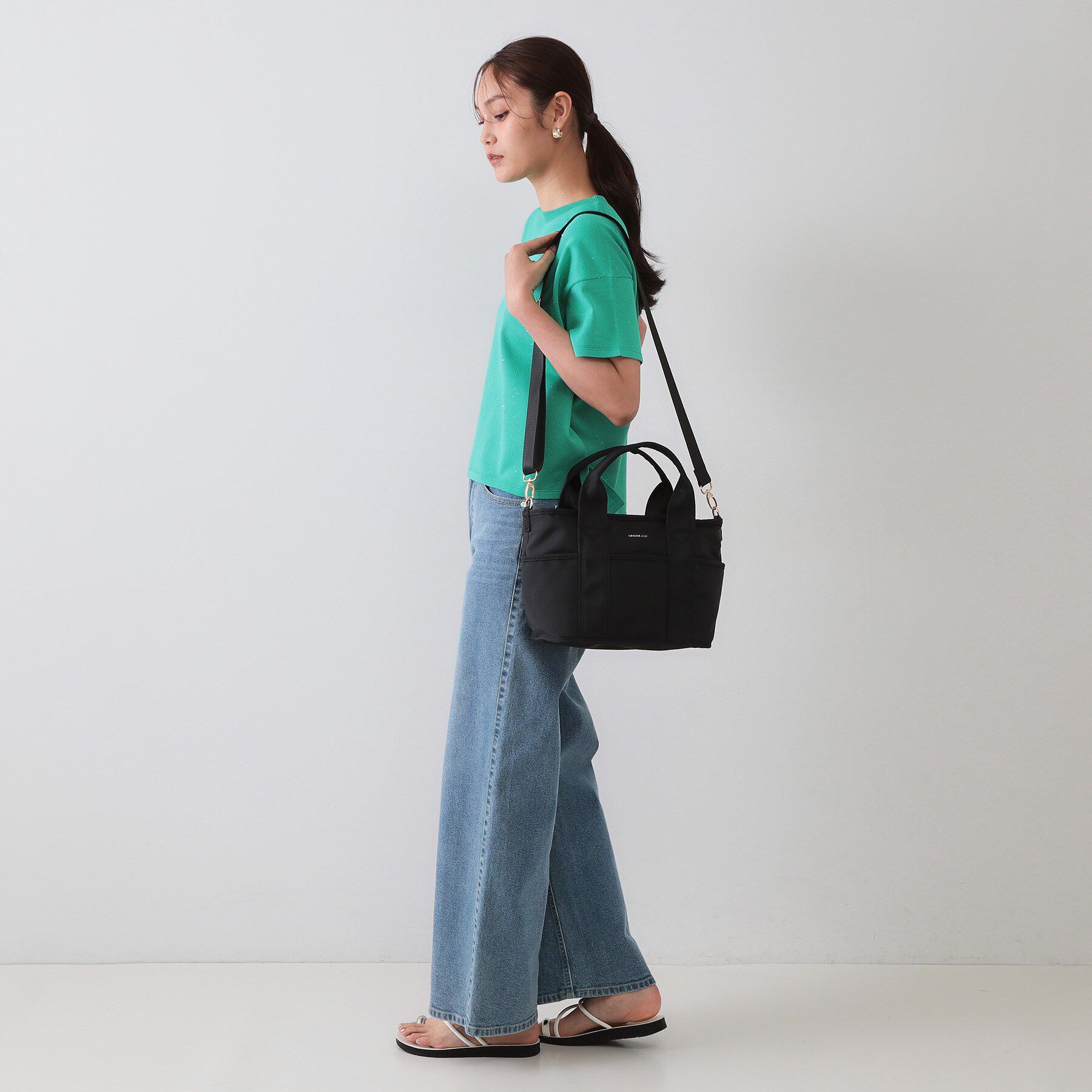 OPAQUE.CLIP「【軽量/撥水加工/2WAY/多ポケット】ツイルミドルサイズトートバッグ」|トートバッグ|