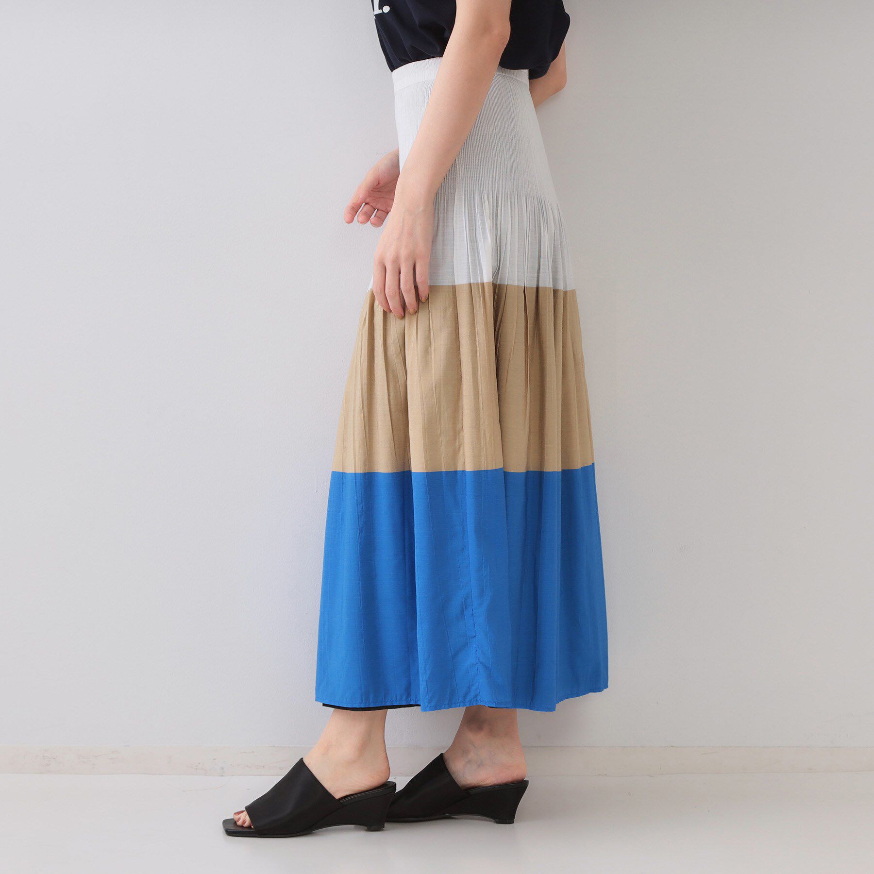 OPAQUE.CLIP「シャーリングフレアスカート/リバーシブル着用可【洗濯機洗い可】」|スカート|