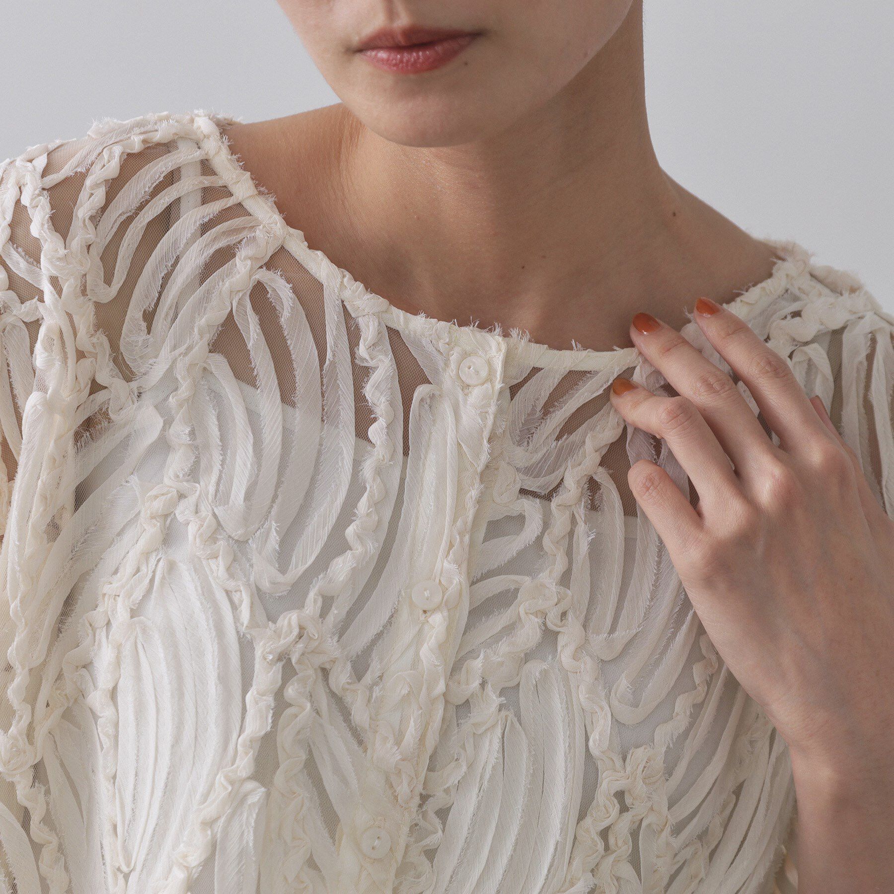 OPAQUE.CLIP「シアー刺繍レース前開きブラウス【洗濯機洗い可】」|シャツ・ブラウス|