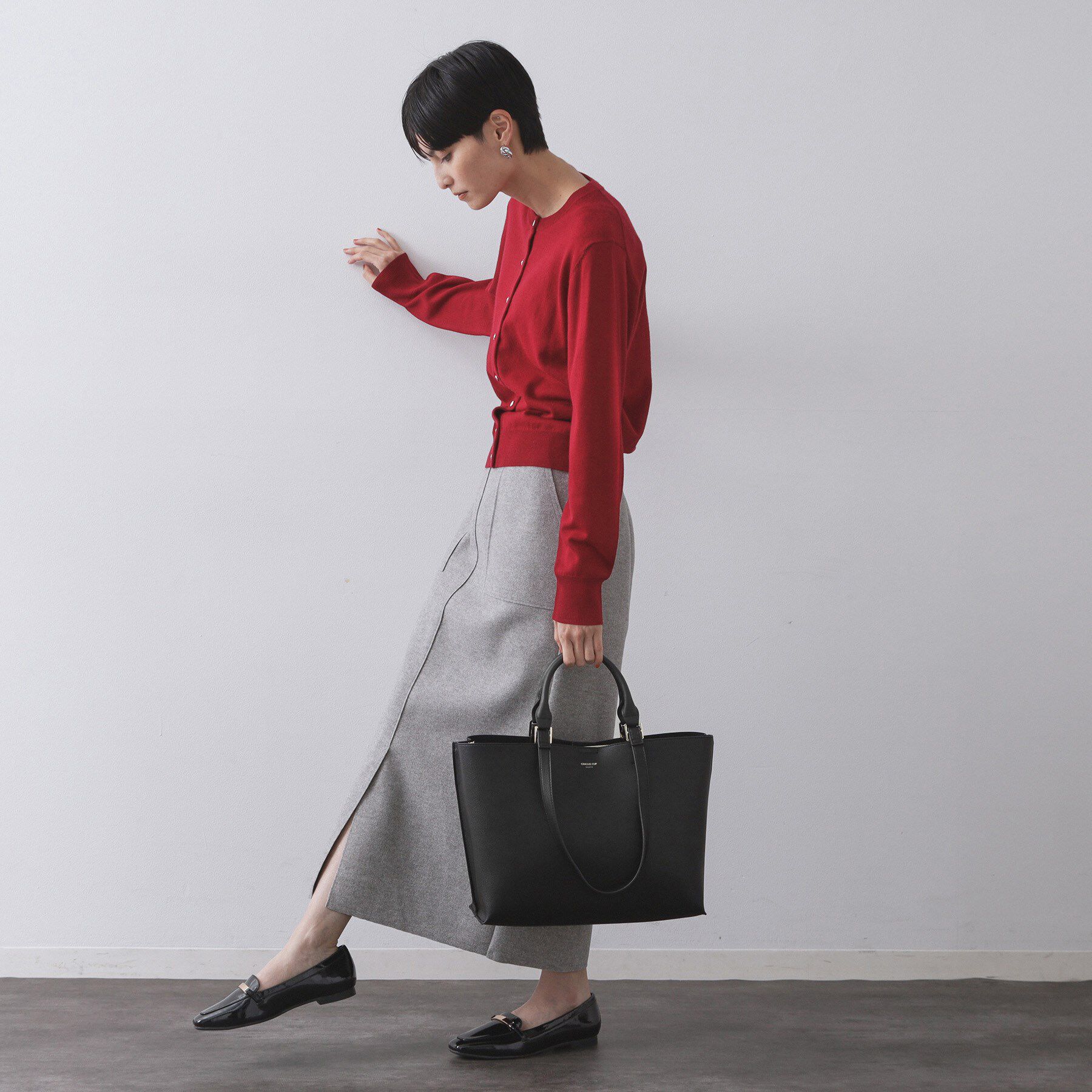 OPAQUE.CLIP「【2WAY/A4サイズ対応】シュリンク合皮トートバッグ」|トートバッグ|