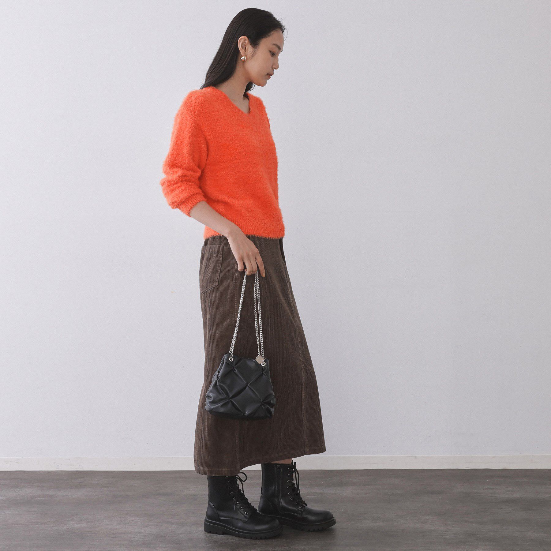 OPAQUE.CLIP「スパンコールフェザーVネックニット【洗濯機OK】」|ニット・セーター|