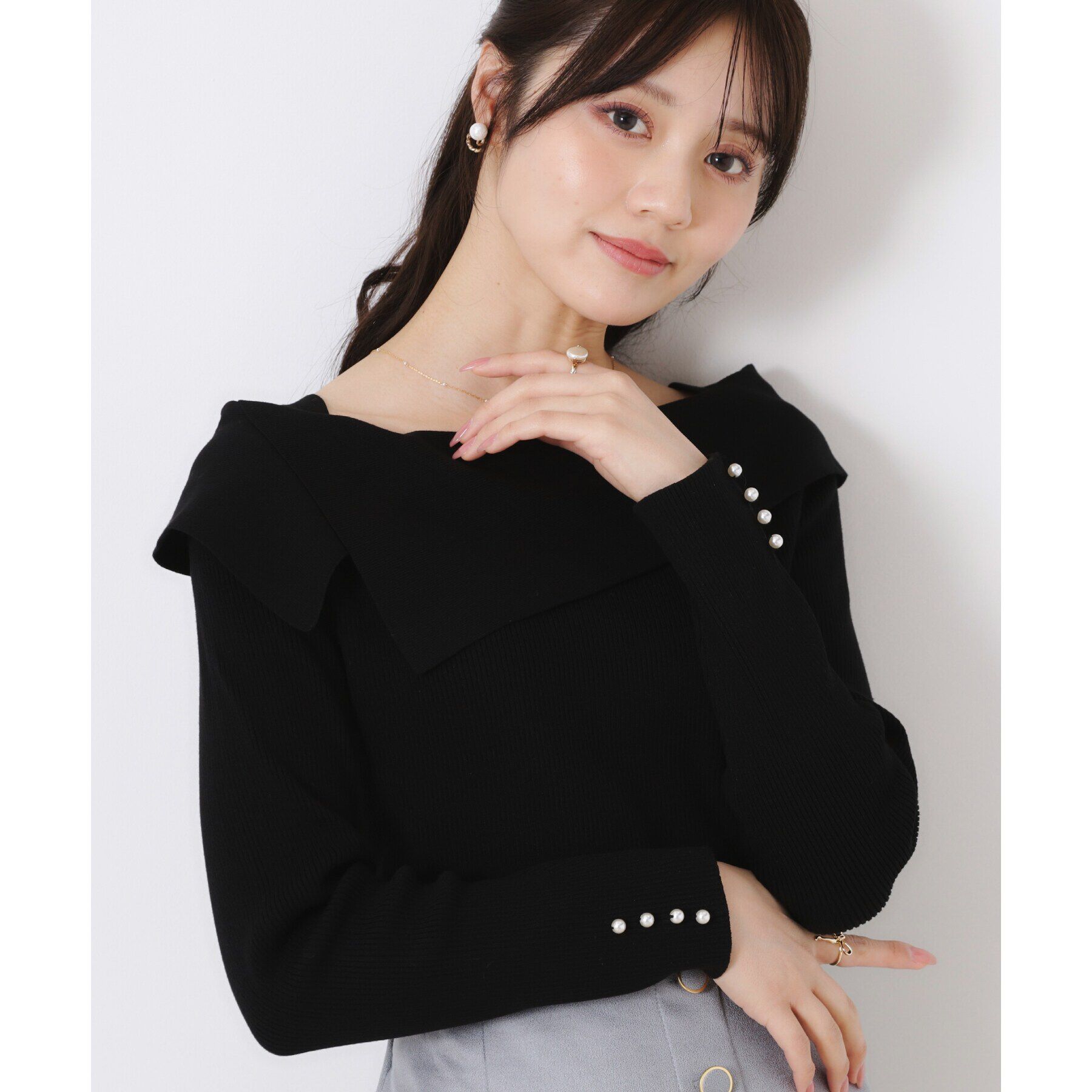 Couture broach「【華奢見え・フェミニン】変形カラーリブニット」|ニット・セーター|ブラック(019)