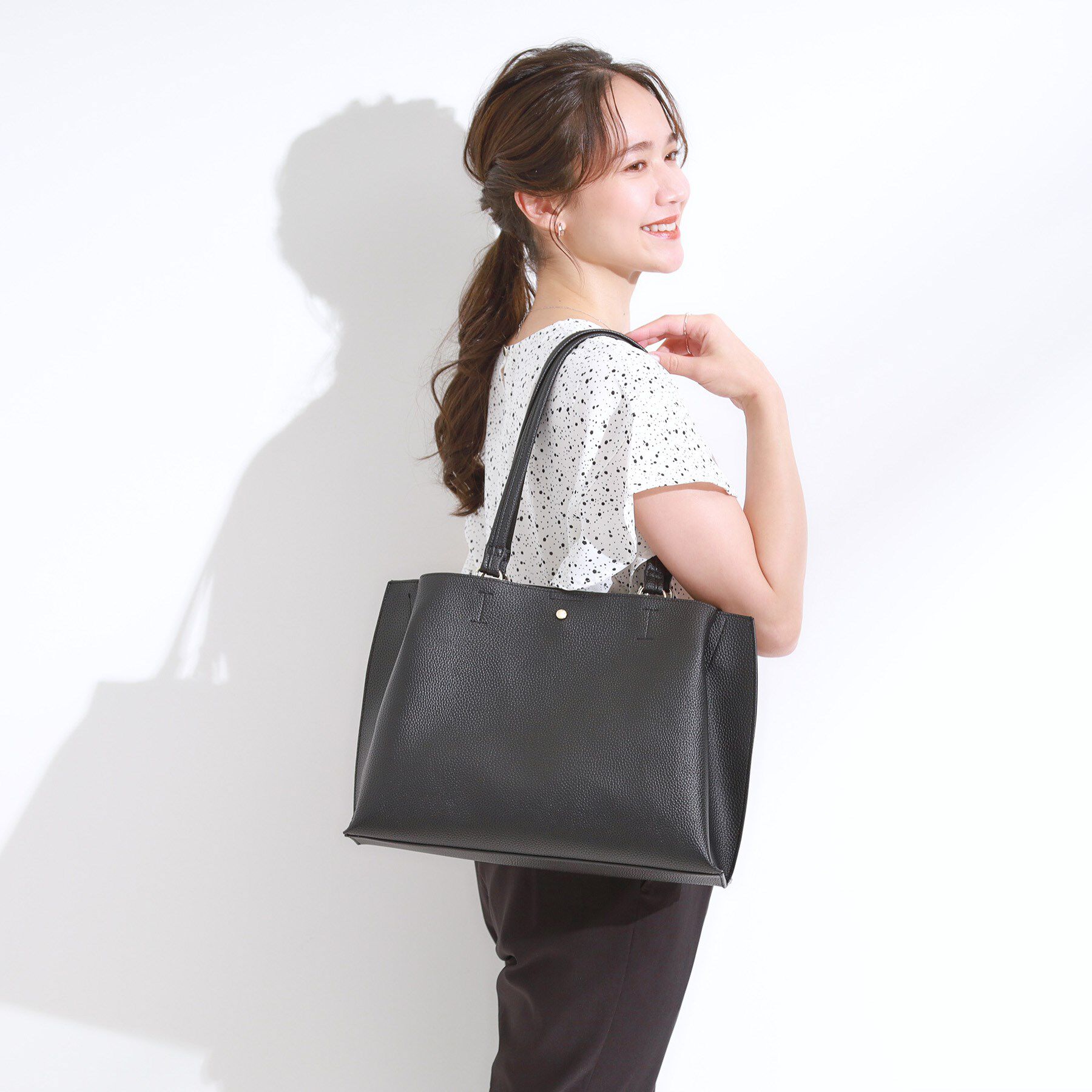 SHOO･LA･RUE「【軽量】ふわっと軽いトートバッグ【A4】」|トートバッグ|