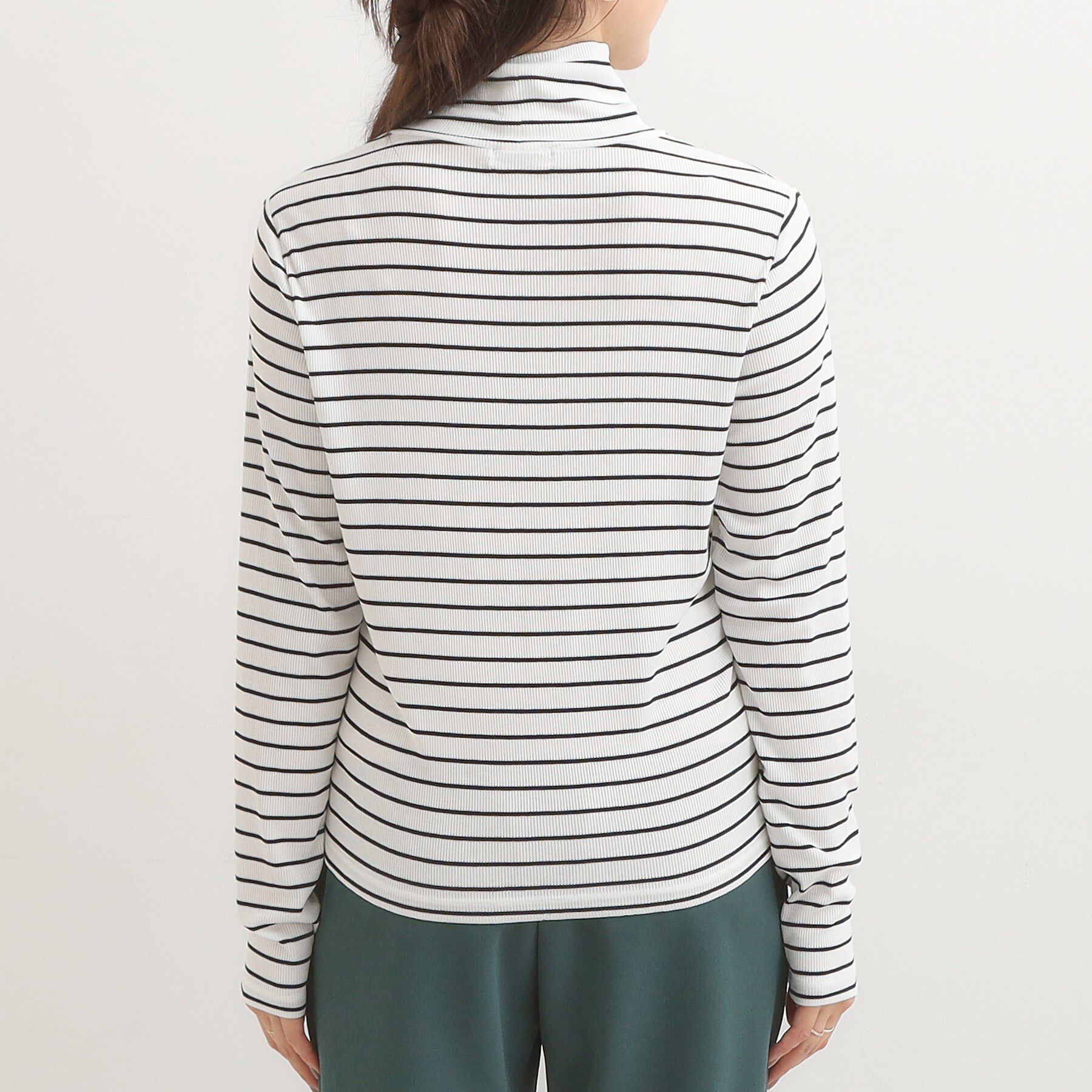 SHOO･LA･RUE「【S-LL/吸湿発熱】なめらかとろみ インナータートル」|Tシャツ・カットソー|