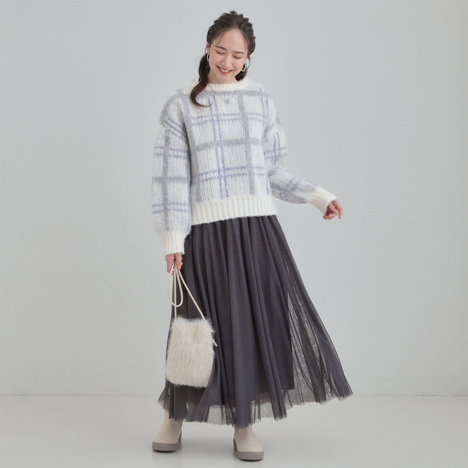 SHOO･LA･RUE「【S-LL】女性らしさ漂う ふわふわチェック柄ニット」|ニット・セーター|