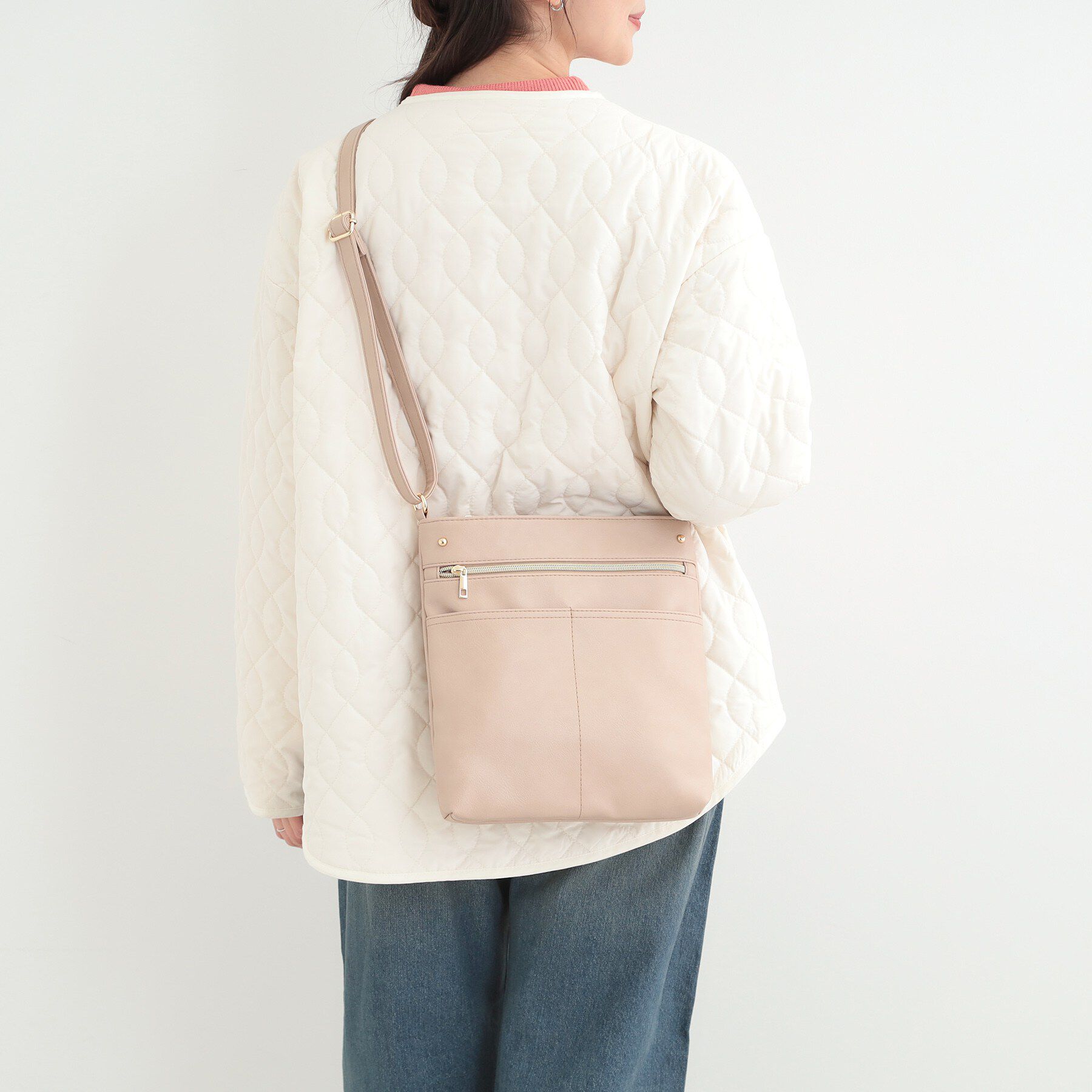 SHOO･LA･RUE「【8ポケット/ギフトにも】すっきり見えのショルダーバッグ」|ショルダー・メッセンジャー|