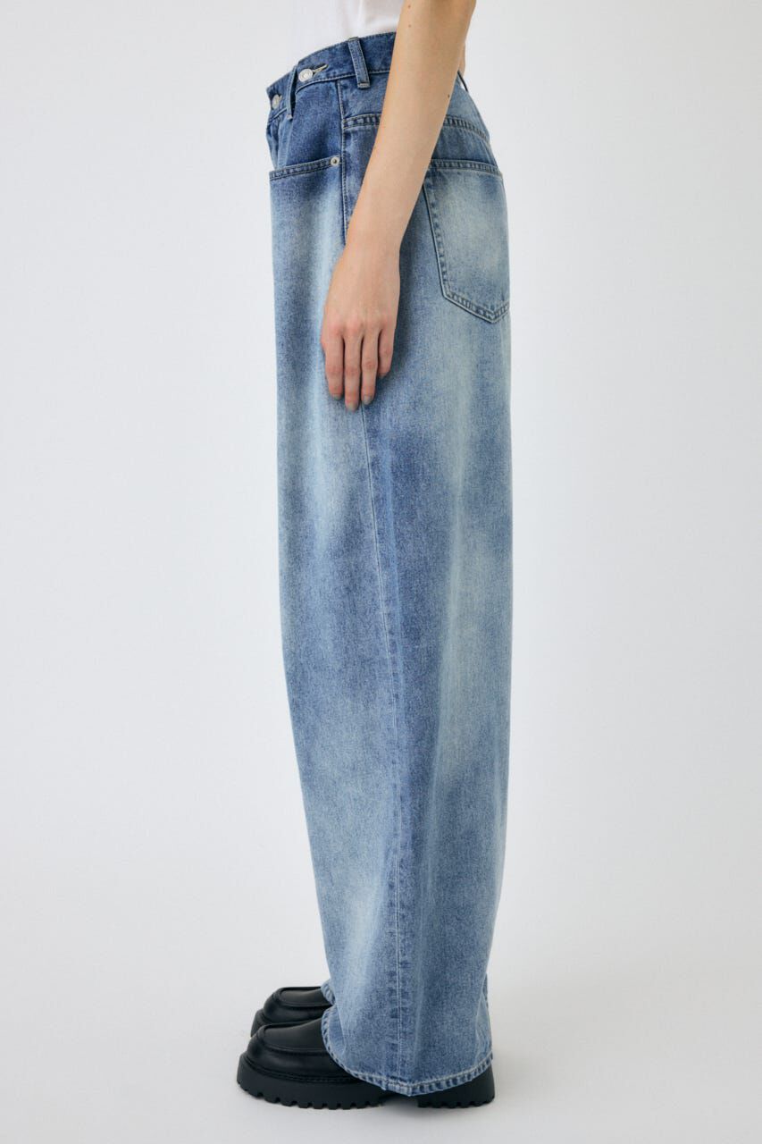 MOUSSY「TUCKED WAIST LOOSE ストレートデニム」|デニム|