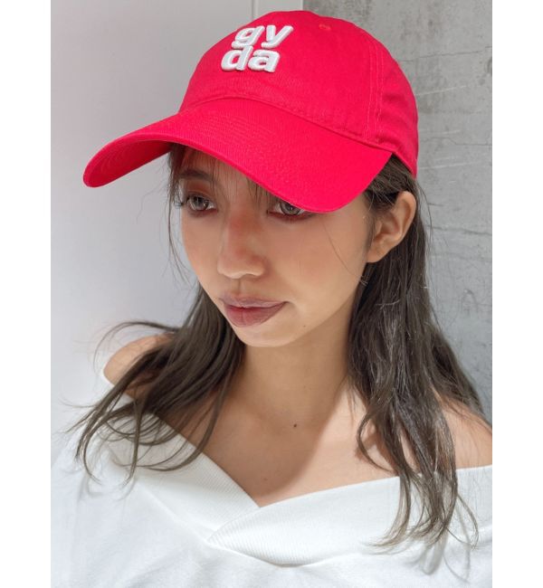GYDA「Square gyda embroideryキャップ」|キャップ・キャスケット|レッド