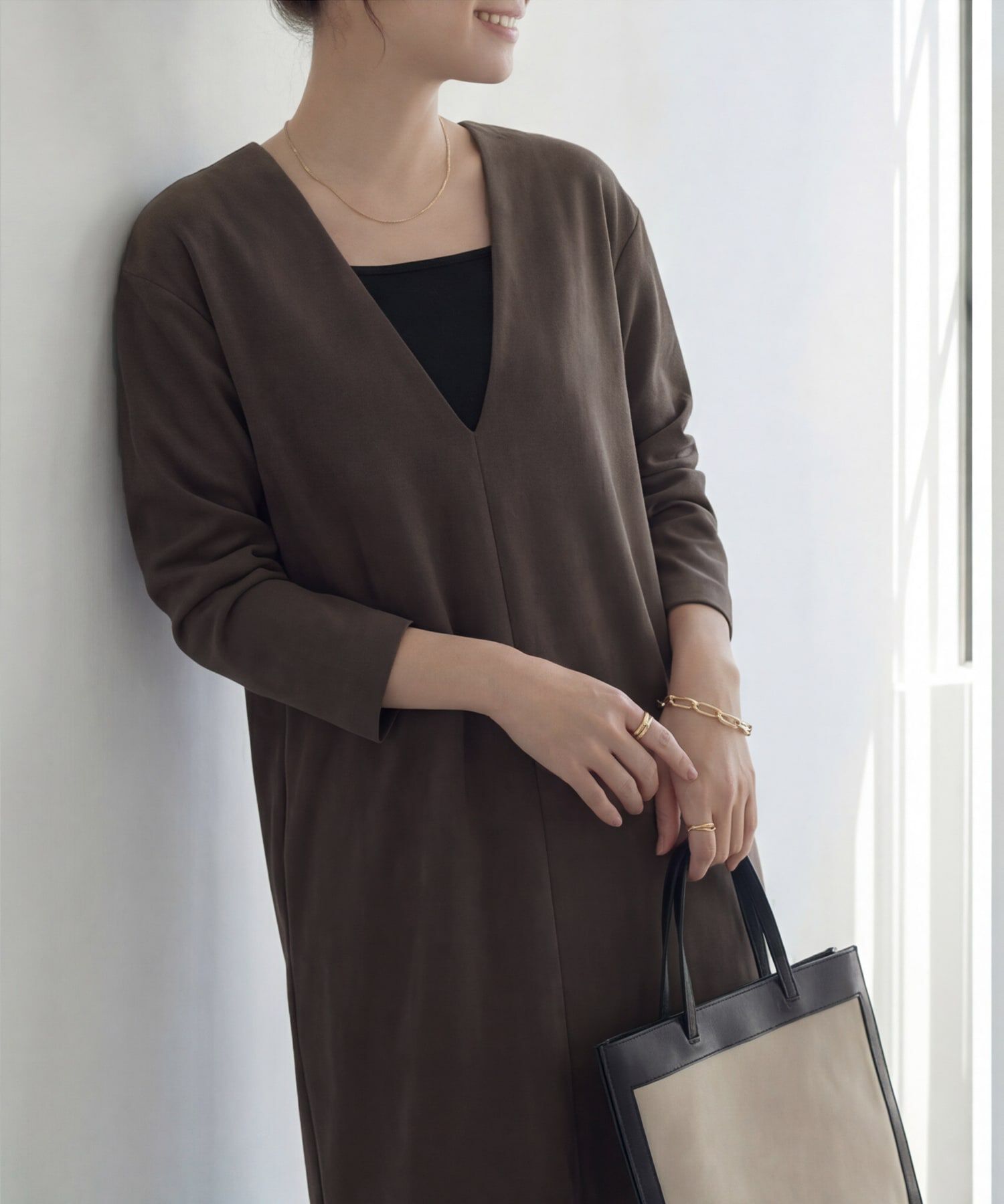 STYLE DELI「【Made in JAPAN】シルキーポンチ深Vワンピース」|ワンピース|