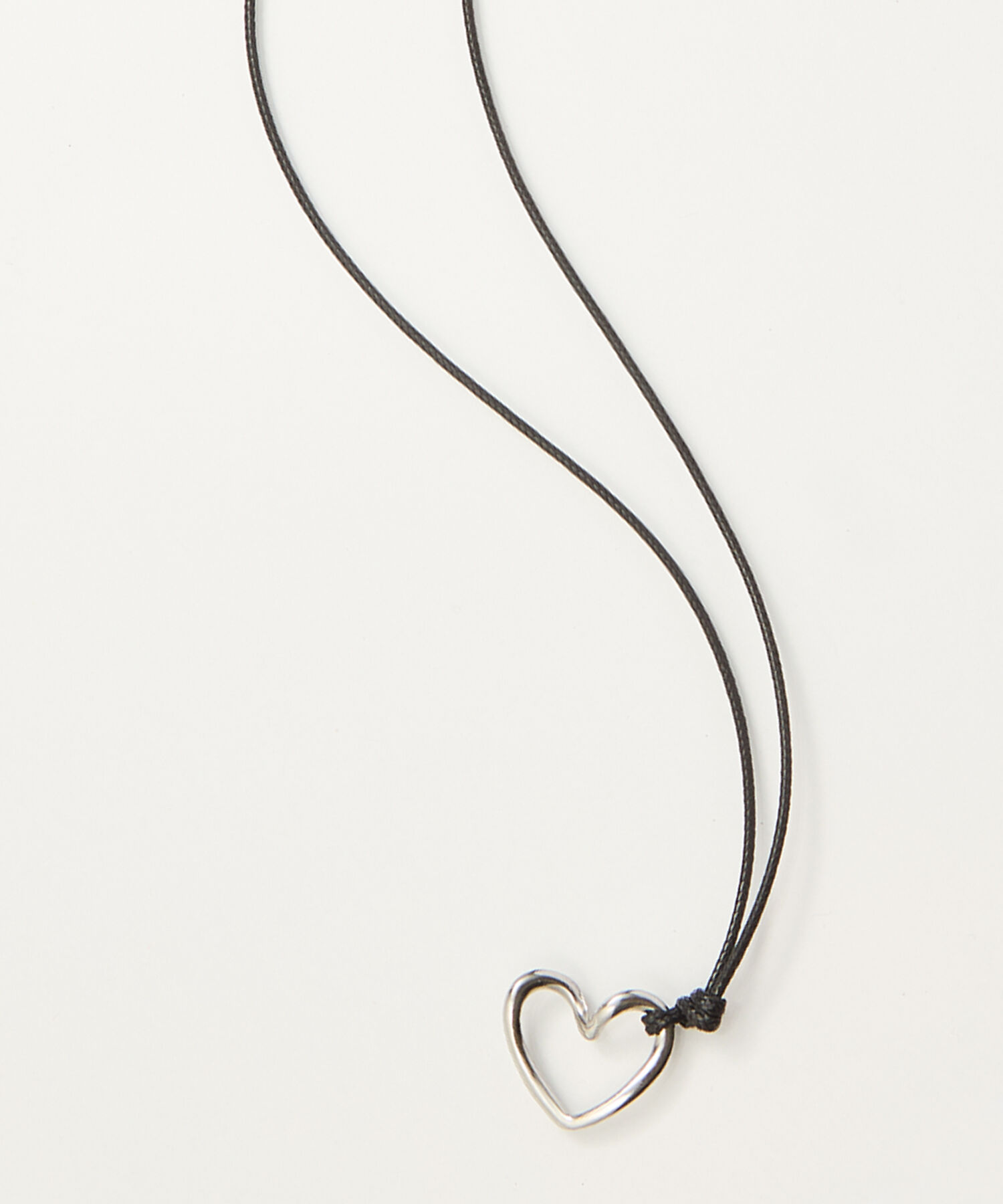 Phoebe「ワンストロークハートコードチョーカーネックレス」|ネックレス|