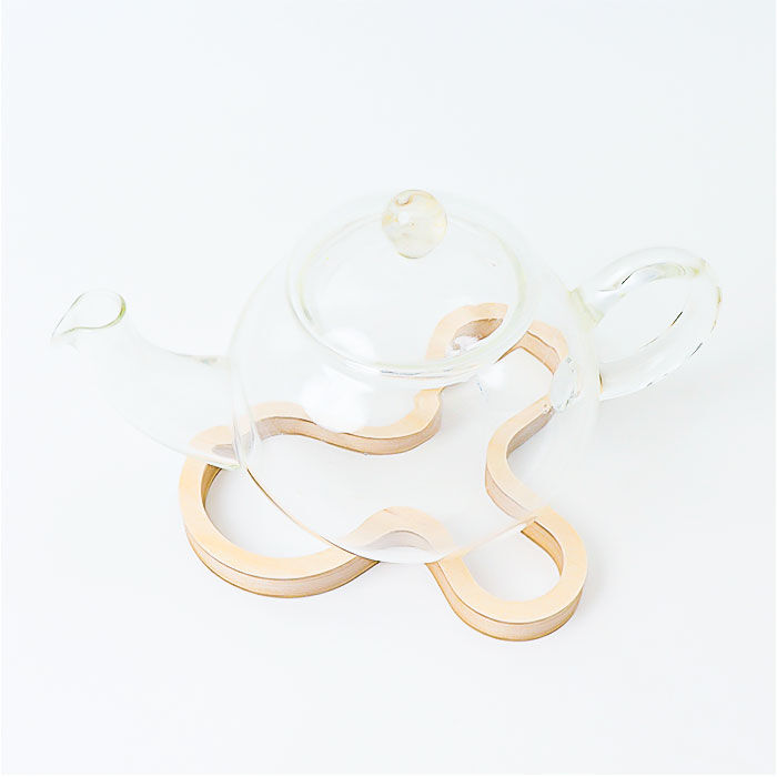 BACKYARD FAMILY「白樺のポットスタンド マヤムー M 通販 majamoo Mサイズ 鍋敷き 木製 ナベ敷き 鍋しき」|食器・キッチングッズ|