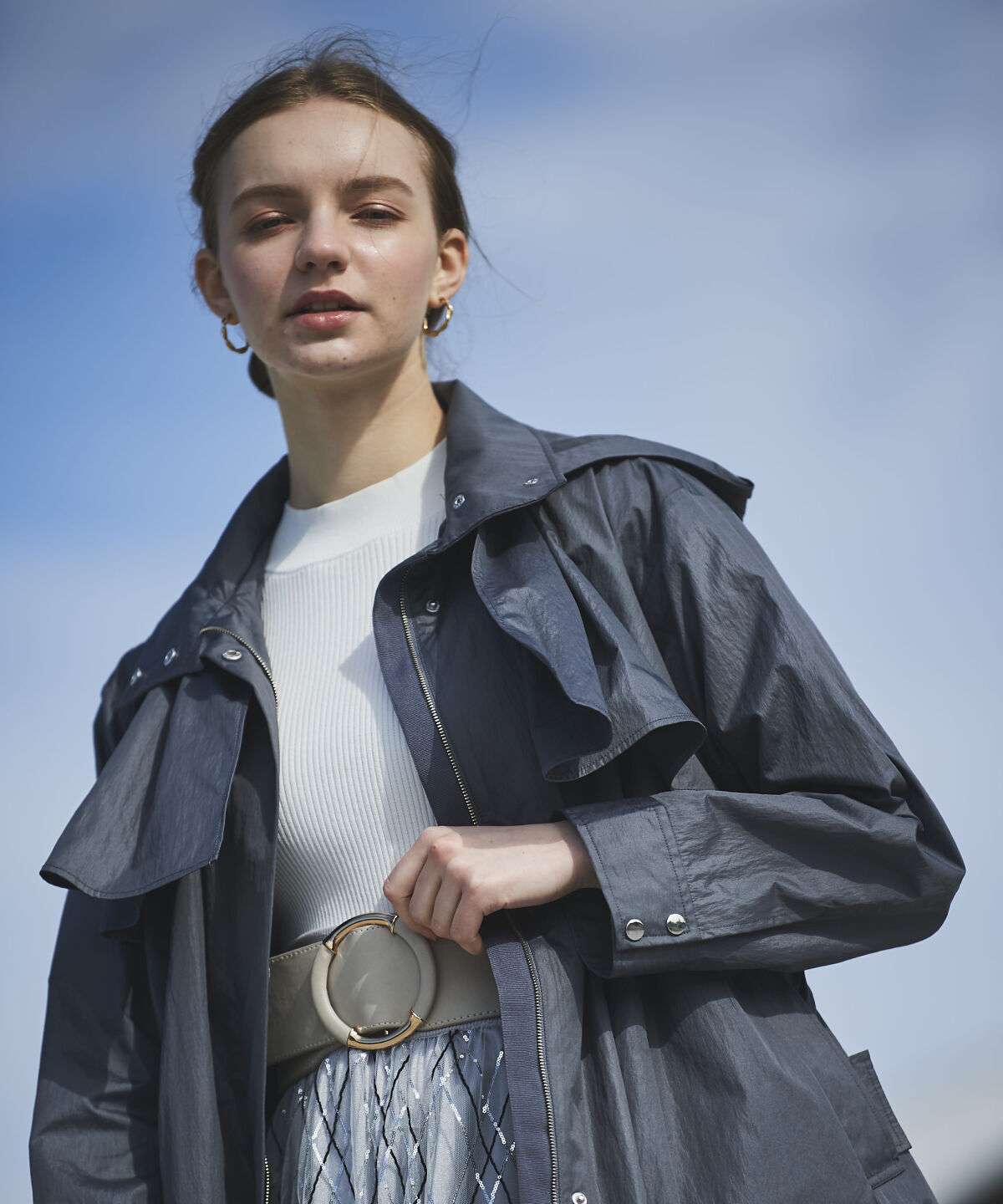 アンドクチュール「スタンドカラーフーデッドロングコート」|トレンチコート|