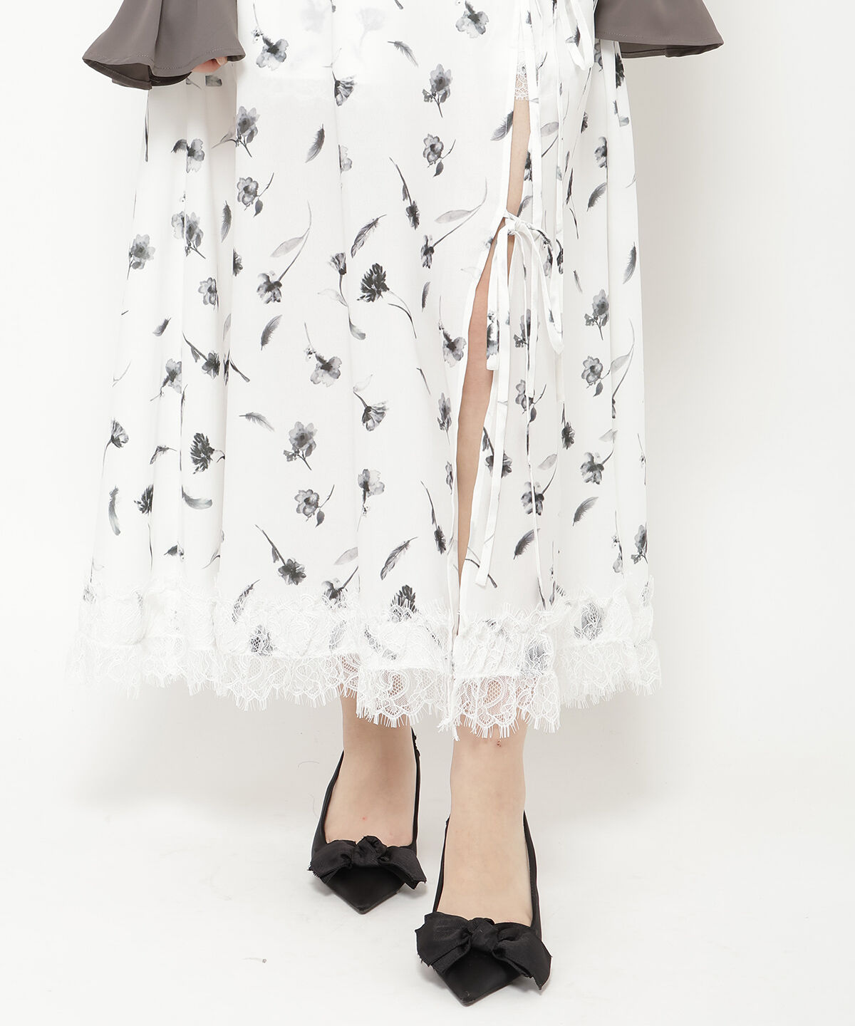 REDYAZEL「フェザープリントスリットスカショートパン」|フレア|