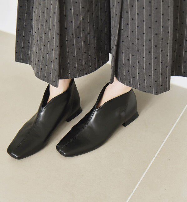 quaranciel「quaranciel: Vカット スクエアトゥ ショート ブーツ」|ショートブーツ|