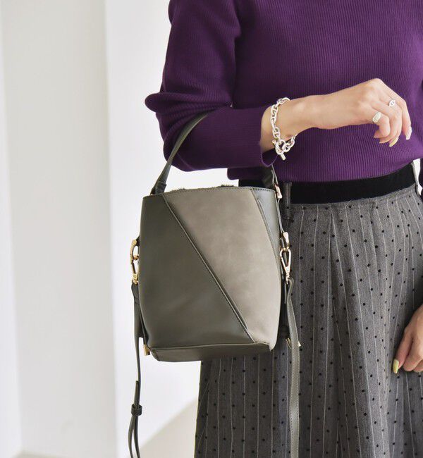 quaranciel「quaranciel: 2way コンビ バケツ ショルダーバッグ &times; フェイクファー 巾着」|ショルダー・メッセンジャー|