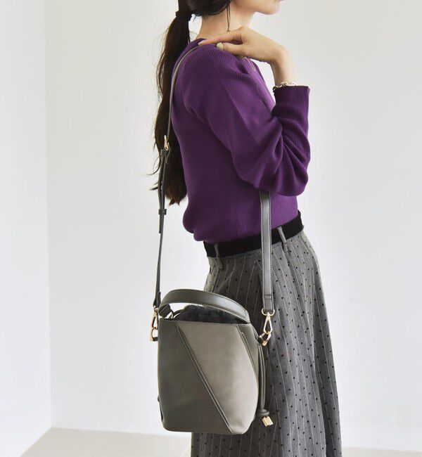 quaranciel「quaranciel: 2way コンビ バケツ ショルダーバッグ &times; フェイクファー 巾着」|ショルダー・メッセンジャー|