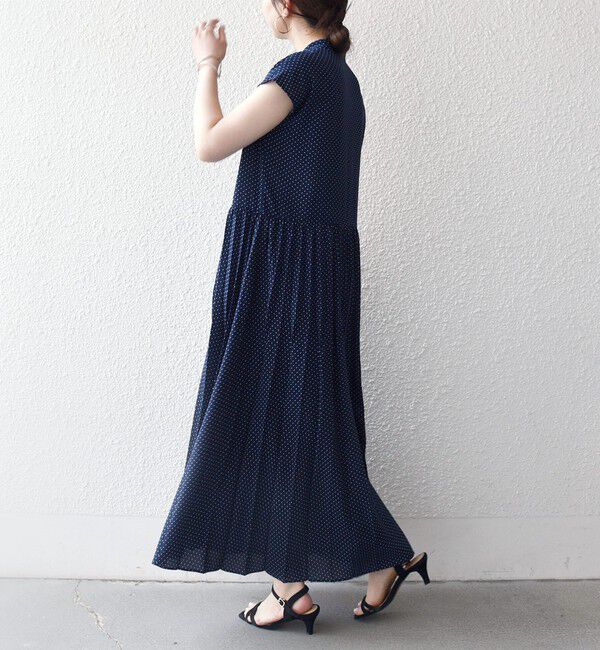SHIPS any「《予約》SHIPS any:〈手洗い可能〉ドット バンドカラー フレンチ プリーツ ロング ワンピース」|ワンピース|